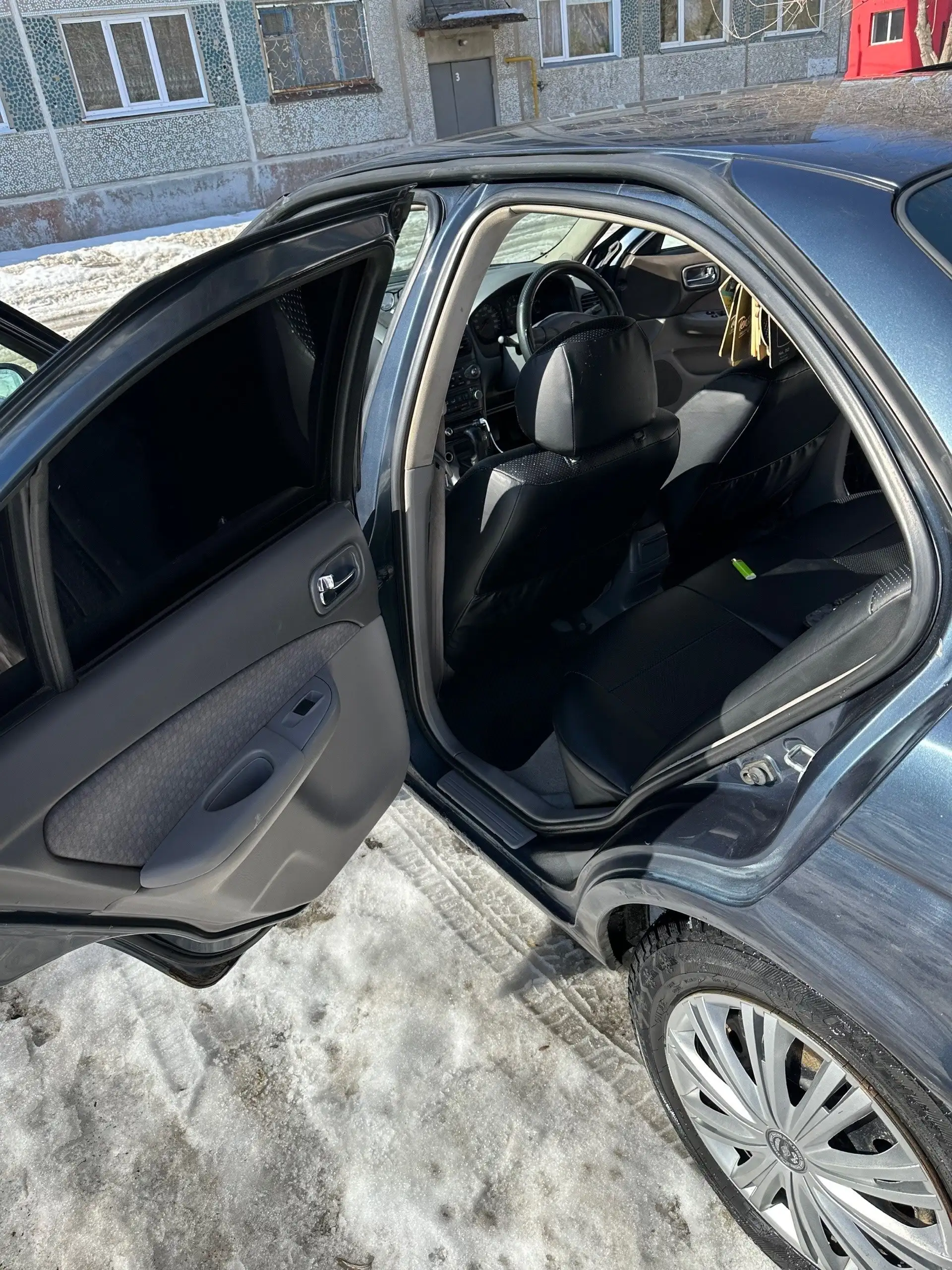 Продажа Nissan Sunny 1998 года - Авто в Омск