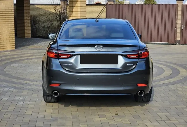 Продам Mazda 6 2018 года - Шины и диски в Омск