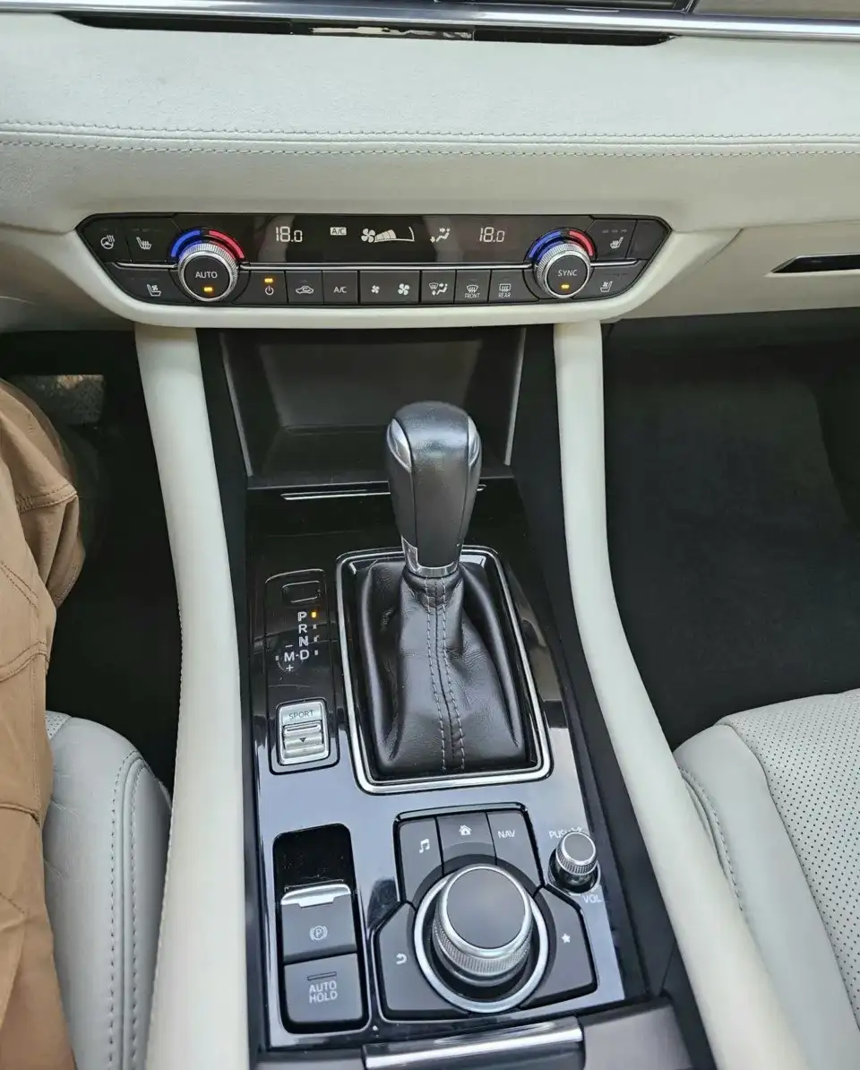 Продам Mazda 6 2018 года - Легковые автомобили (Авто) в Омск