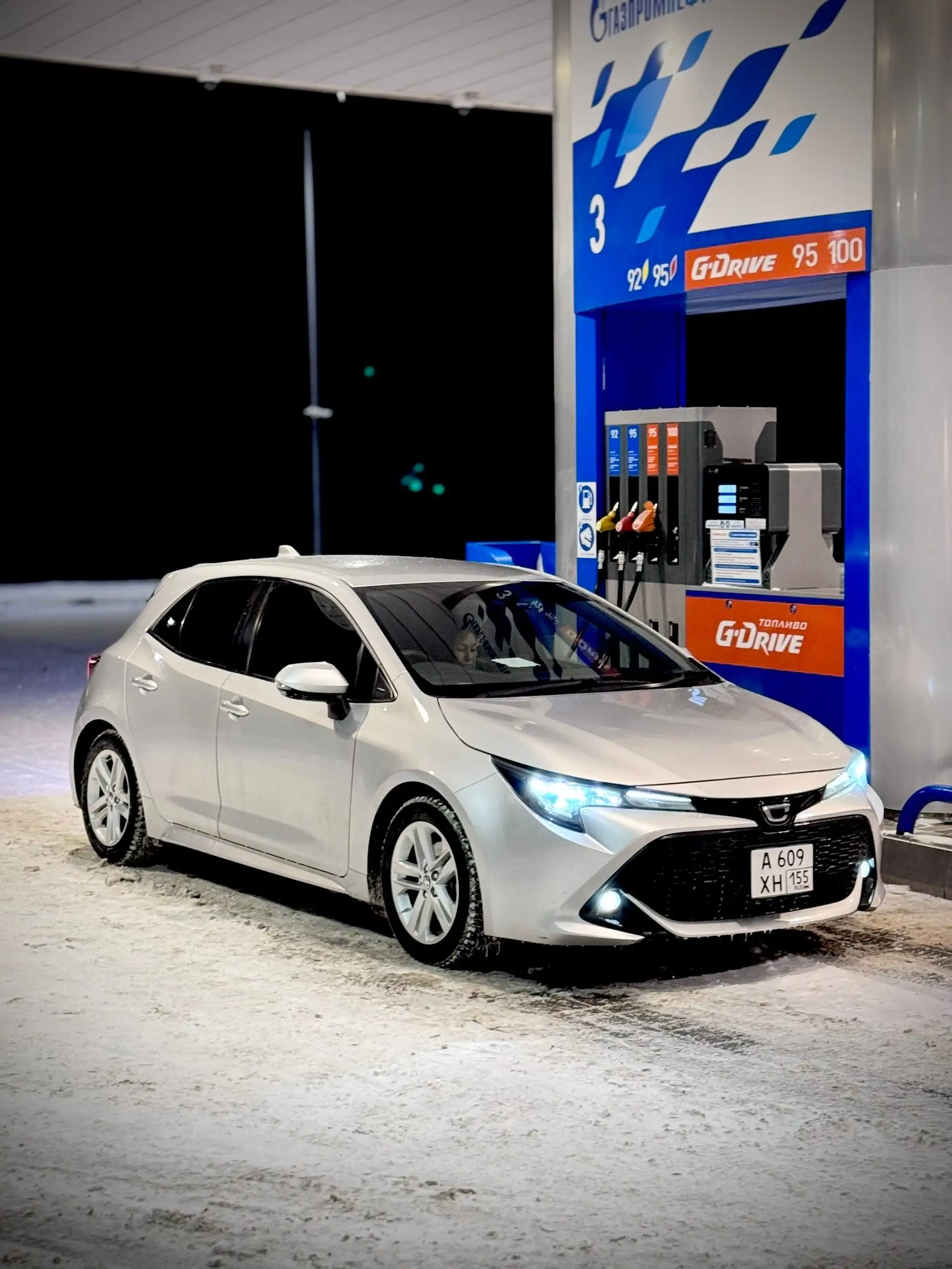 Продам Toyota Corolla Sport 1.2 turbo 2018г - Авто в Омск