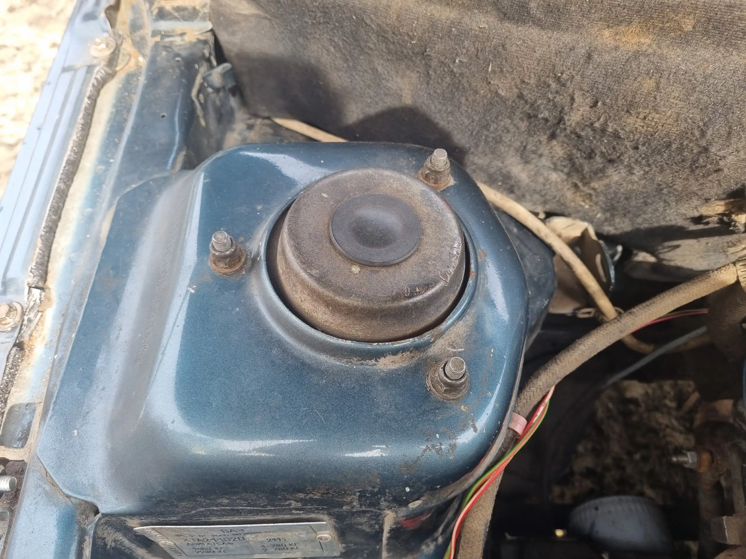 Автомобиль 2000 года в отличном состоянии - Авто в Омск