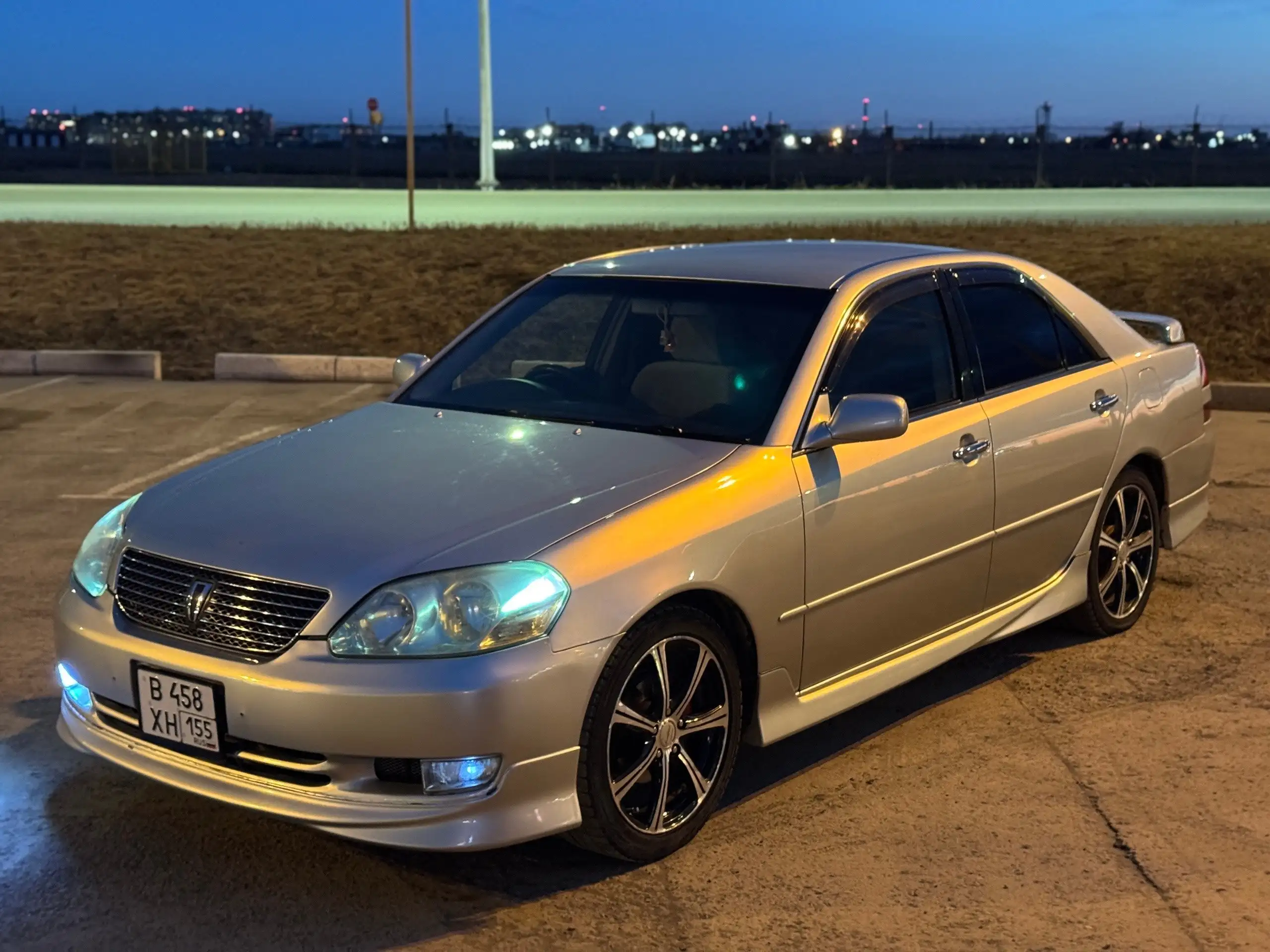 Продажа Toyota Mark 2 2002 года 2.0 литра - Авто в Омск