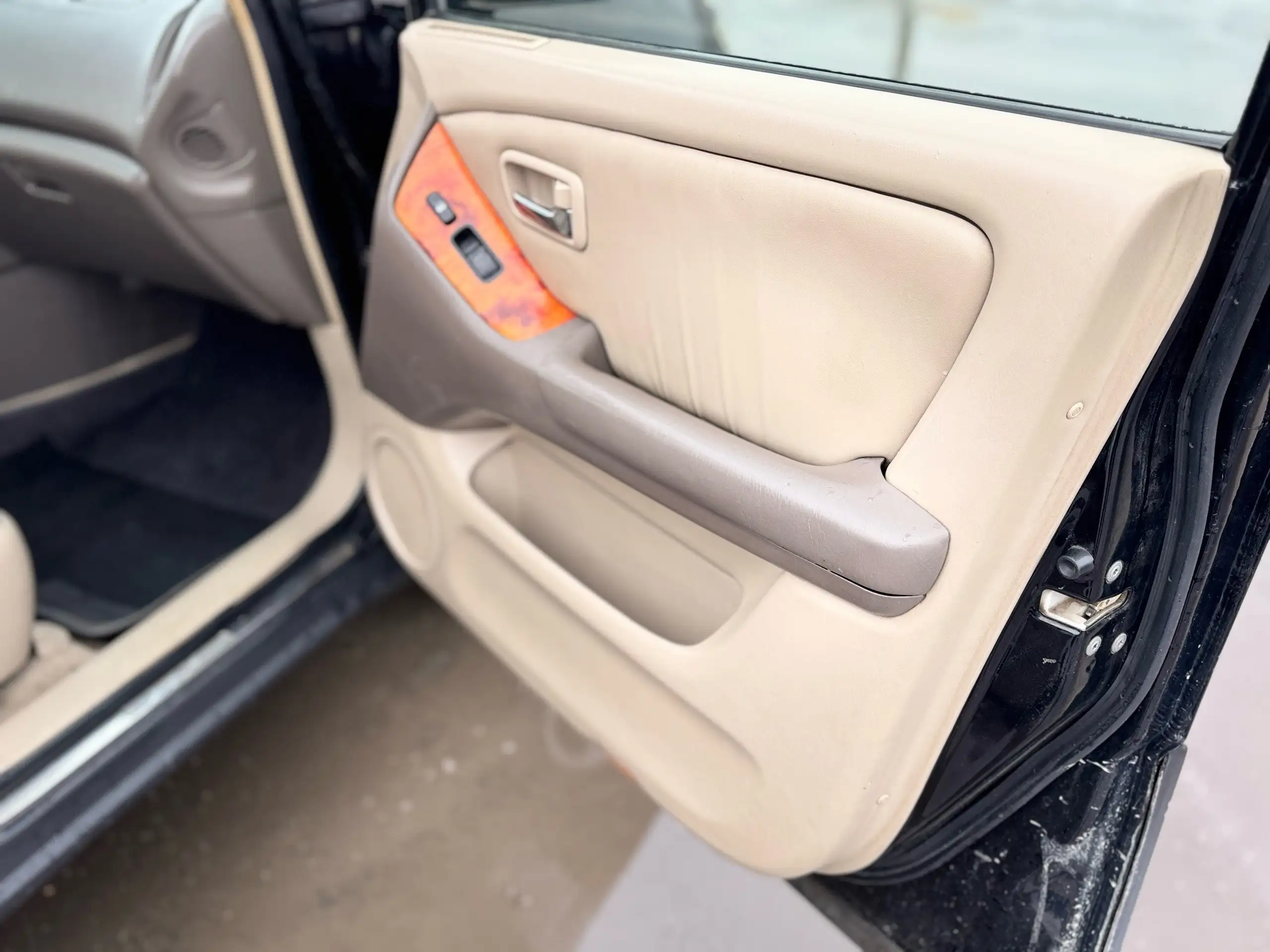 Продам Лексус RX300 2000 года выпуска - Легковые автомобили (Авто) в Омск