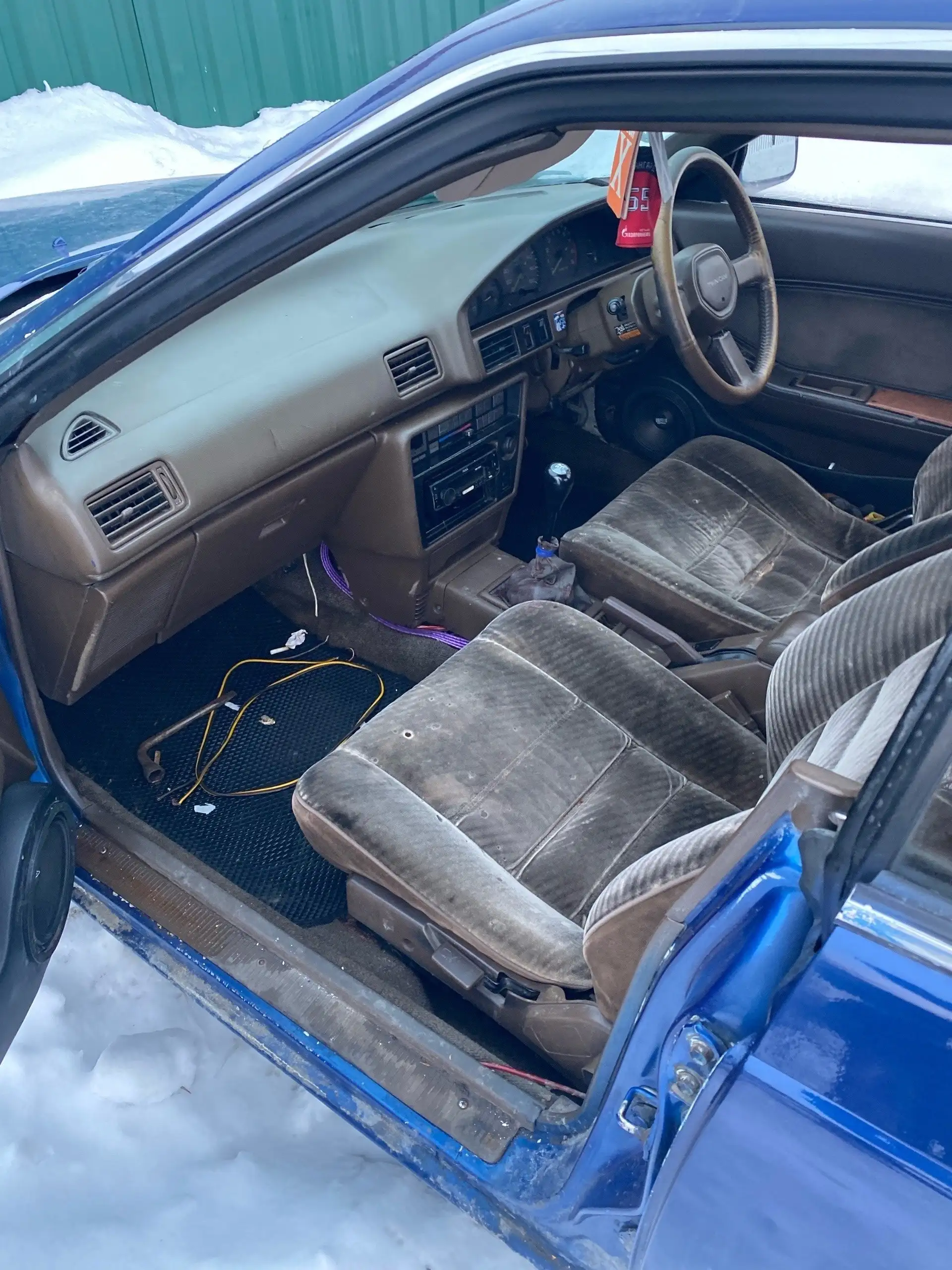 Продам Toyota Carina E 1988 года - Авто в Омск