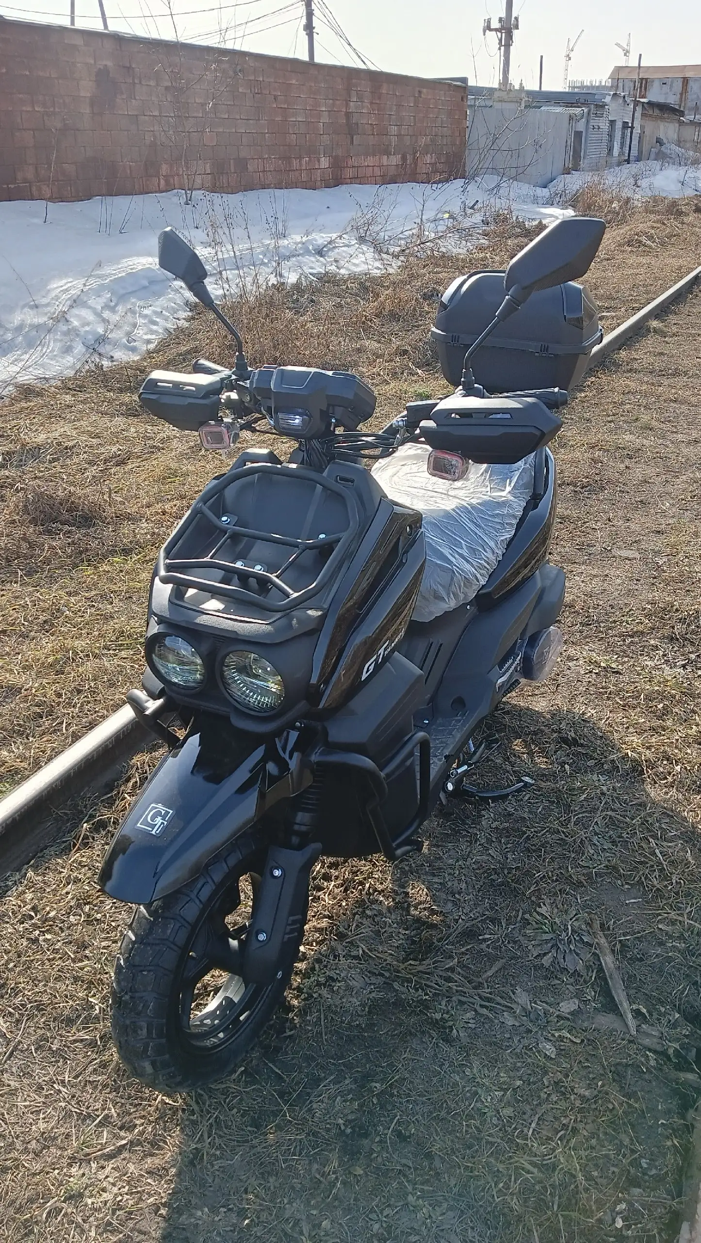 Продажа мотоциклов Эндуро 300 и скутера TANK 150 - Мотоциклы и мототехника (Авто) в Омск