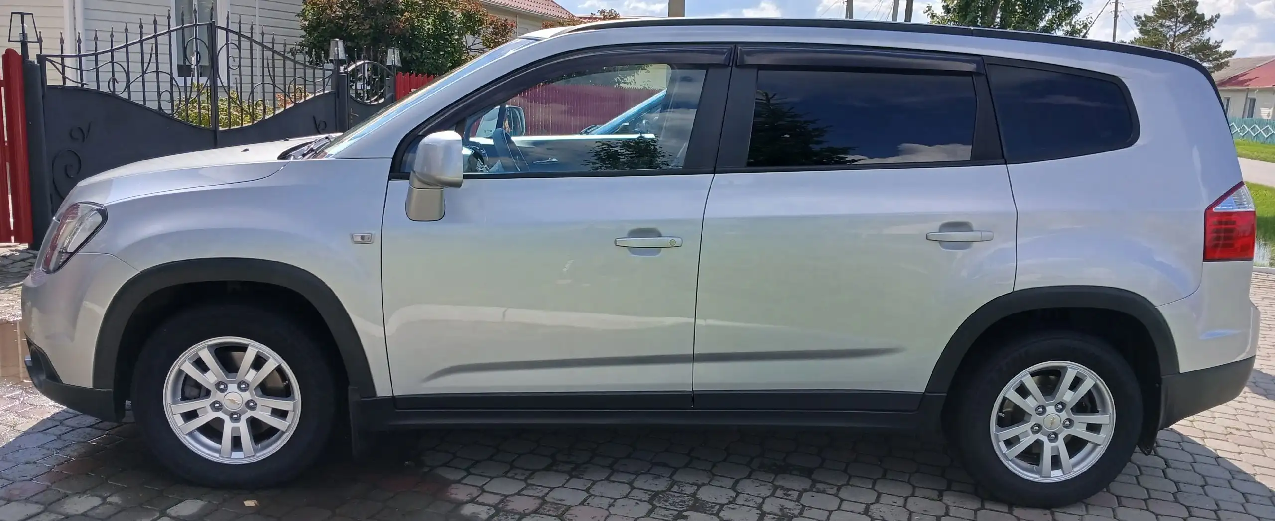 Продам Шевроле Орландо 7-местный минивэн - Минивэны (Авто) в Омск