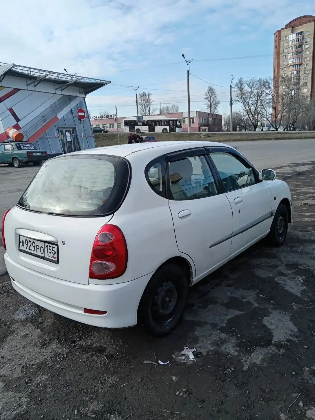 Продам машинку на полном ходу - Авто в Омск