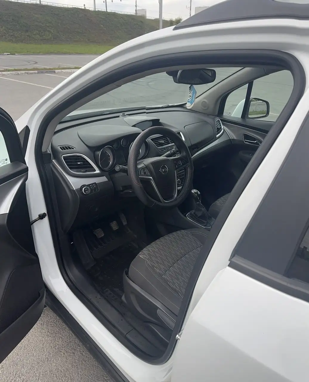 Opel Mokka 2013 года в отличном состоянии - Авто в Омск