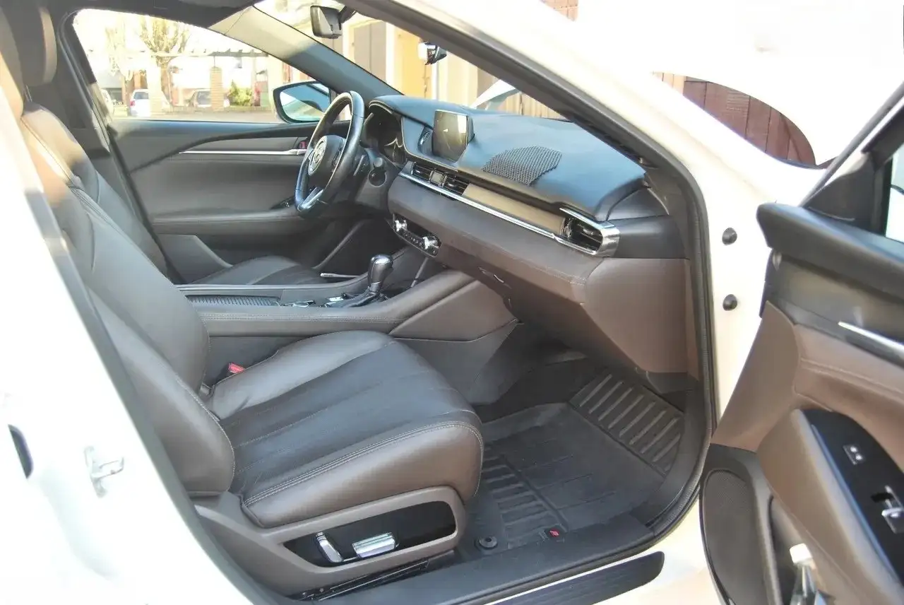 Продажа Mazda 6 2019 года - Легковые автомобили (Авто) в Омск