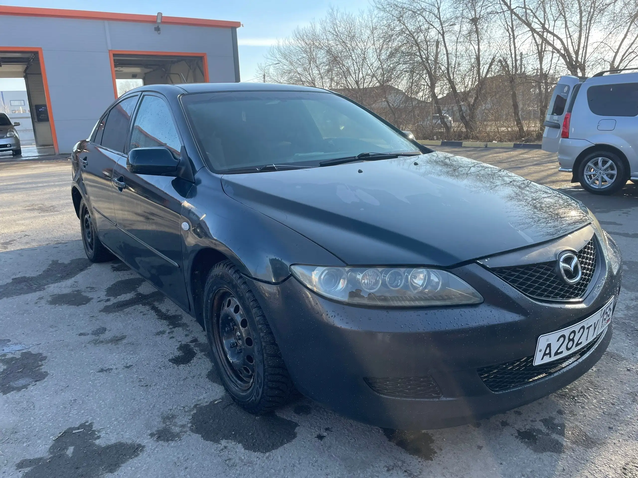 Автомобиль с газовым оборудованием в отличном техническом состоянии - Авто в Омск