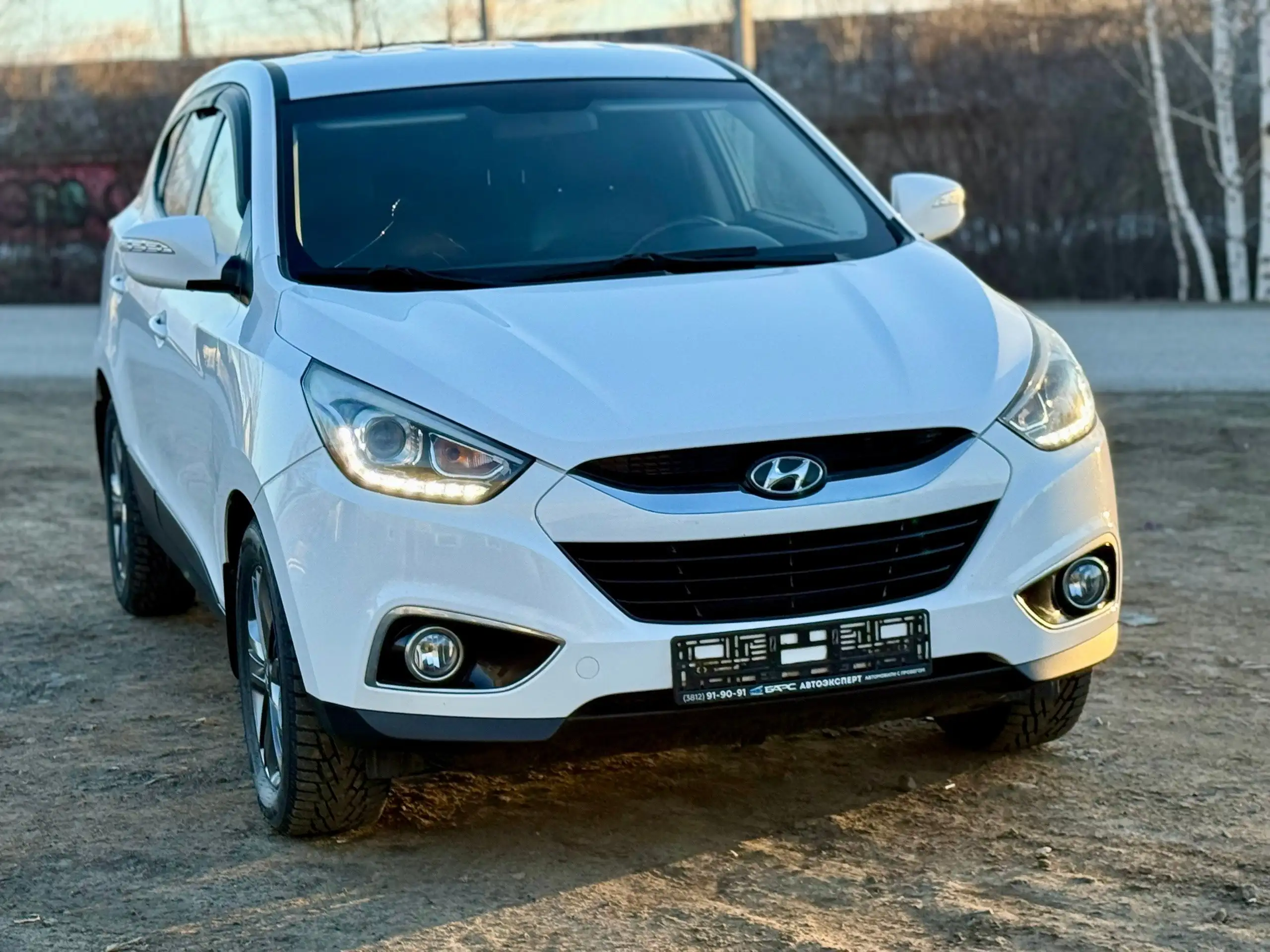 Продам автомобиль 2015 года с пробегом 118 000 км - Авто в Омск