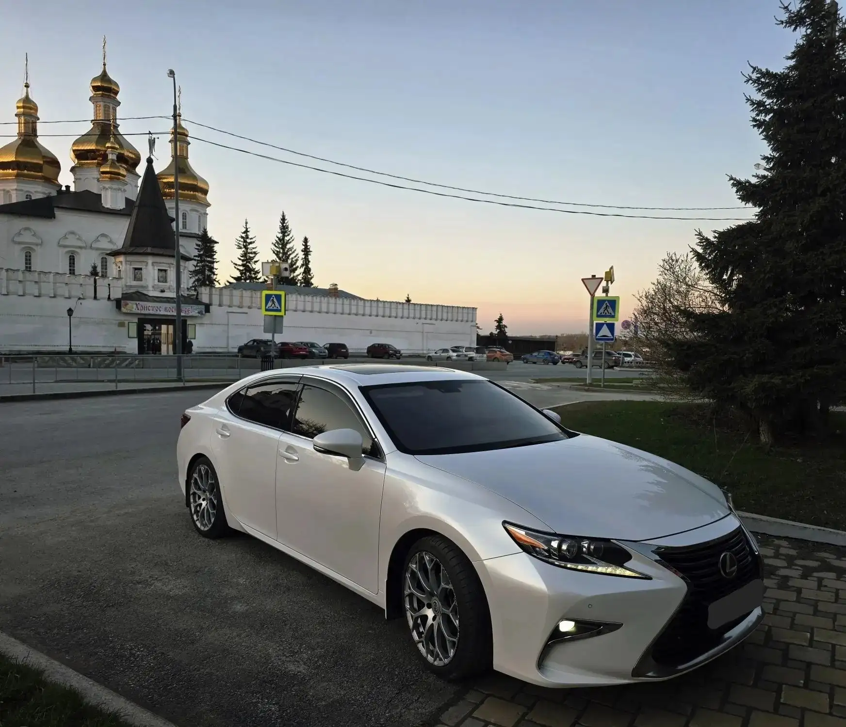 Продам LEXUS ES250 2015 года в идеальном состоянии - Легковые автомобили (Авто) в Тюмень