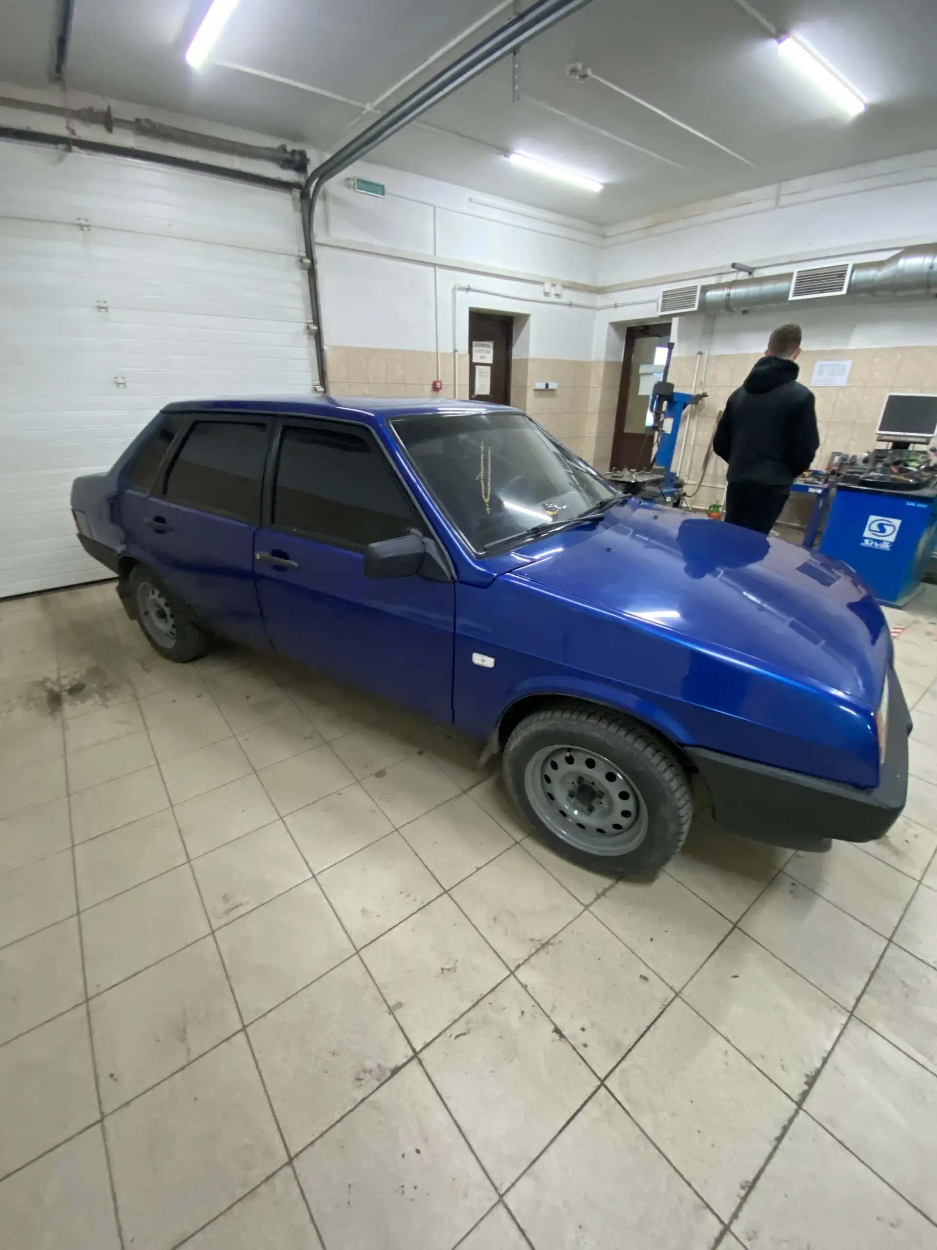 ВАЗ 21099 2003 года в Омске - Легковые автомобили (Авто) в Омск