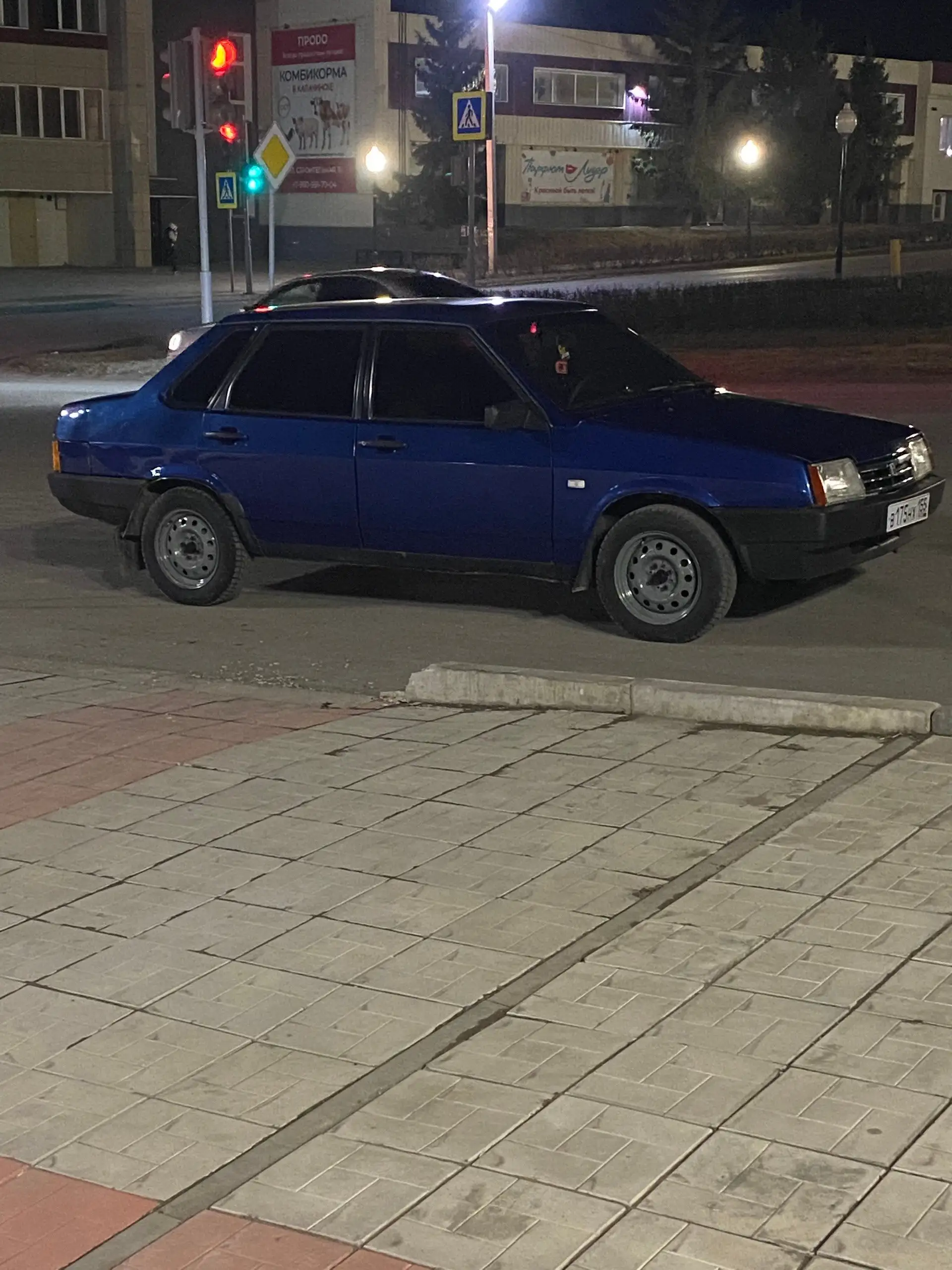 ВАЗ 21099 2003 года в Омске - Легковые автомобили (Авто) в Омск