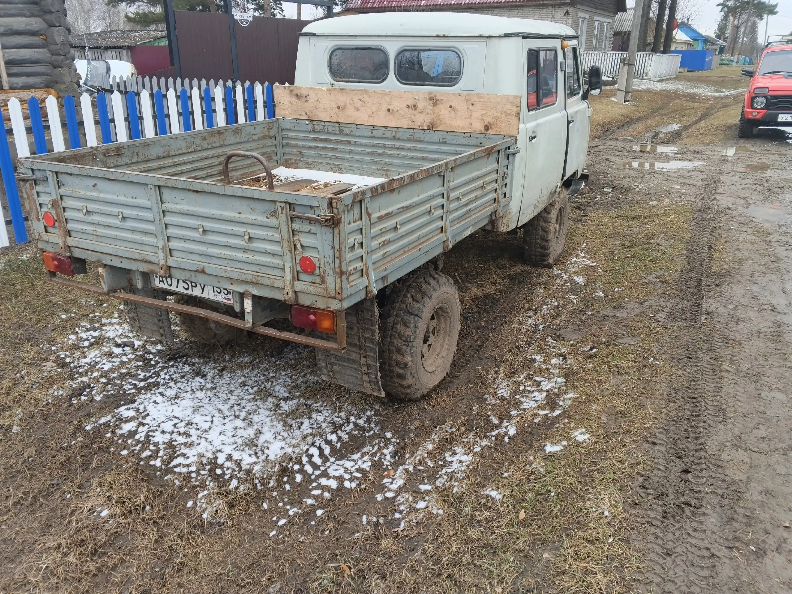 Автозапчасти на ходу - Автозапчасти (Запчасти) в Омск