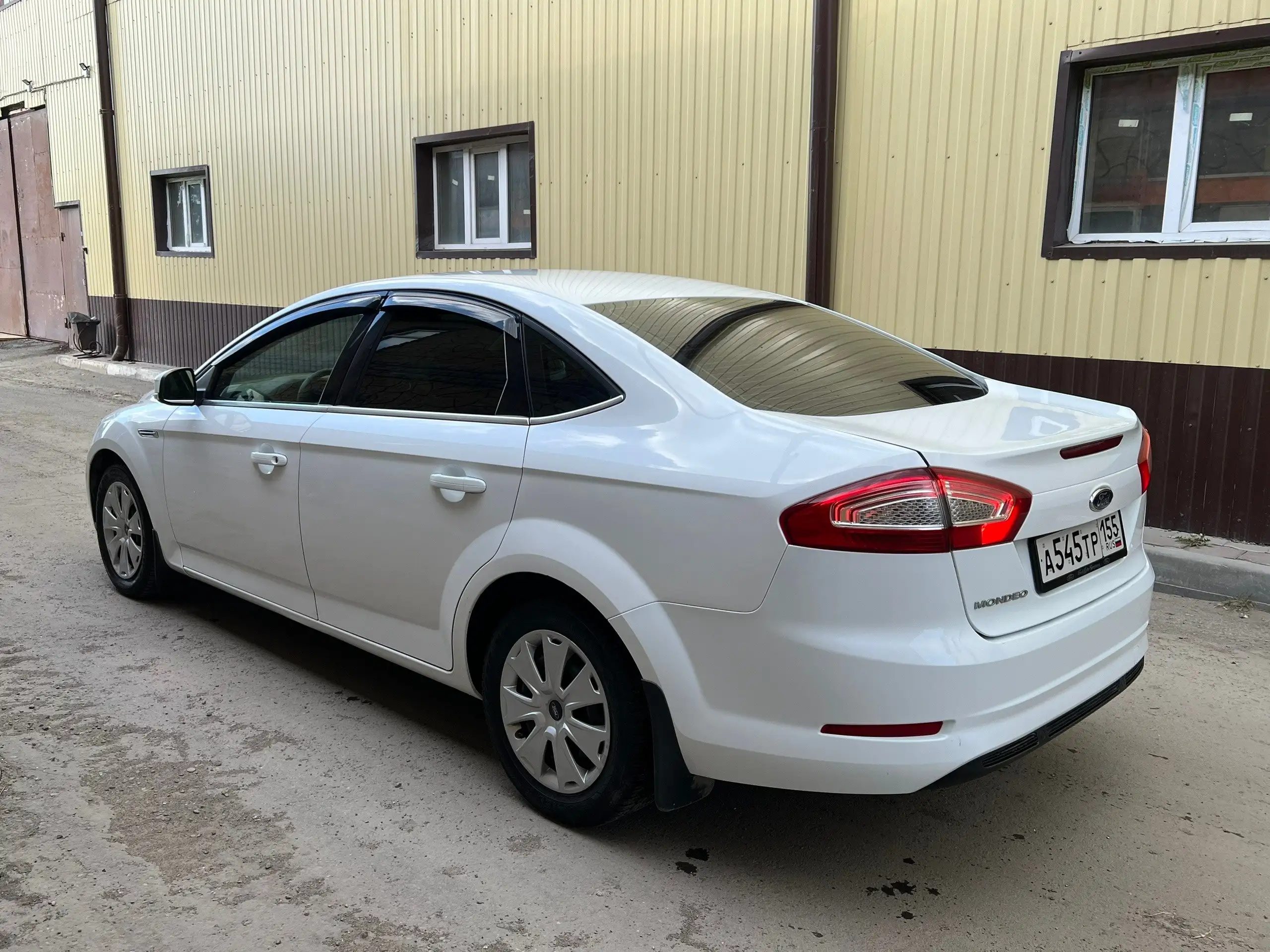 Ford Mondeo в отличном состоянии - Легковые автомобили (Авто) в Омск