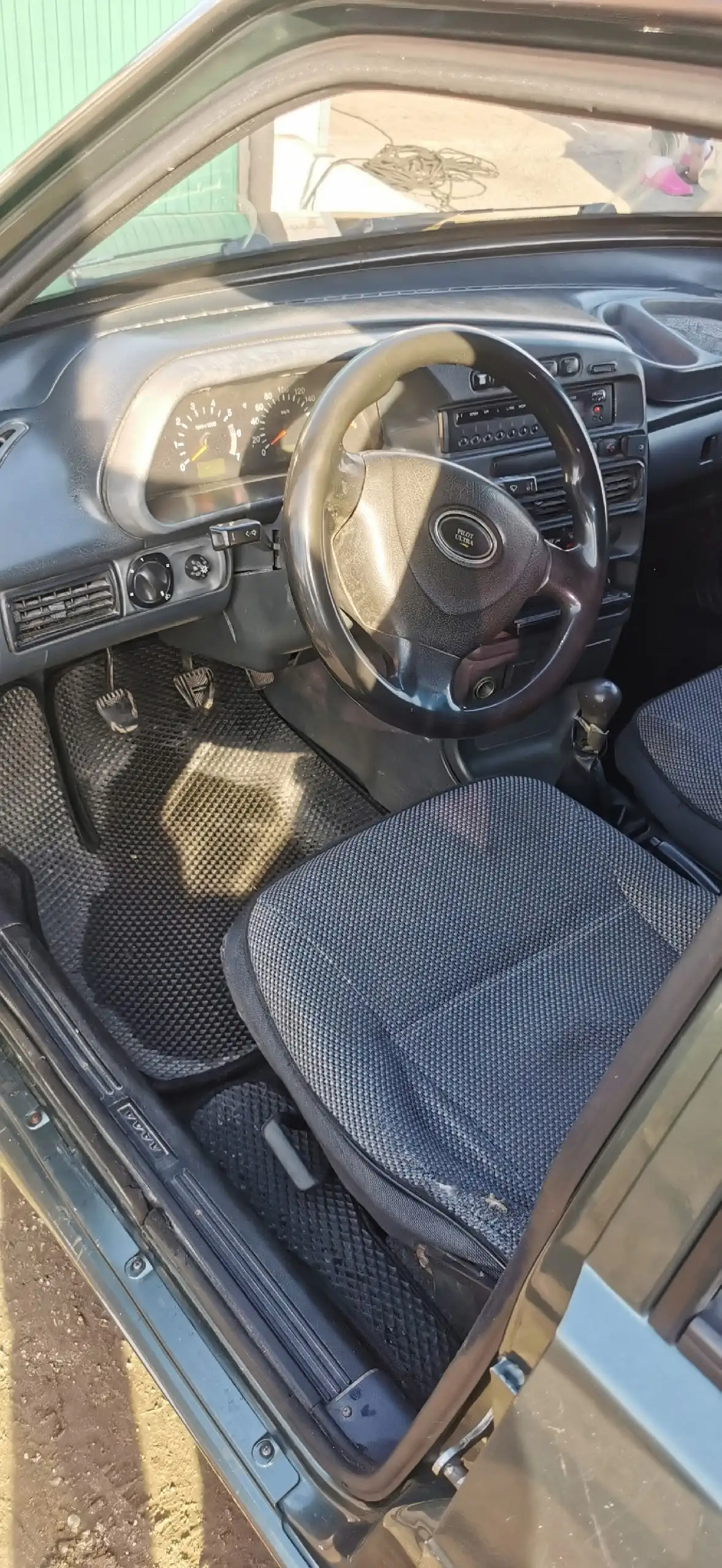 Продажа автомобиля 2009 года с ГБО и фаркопом - Авто в Омск