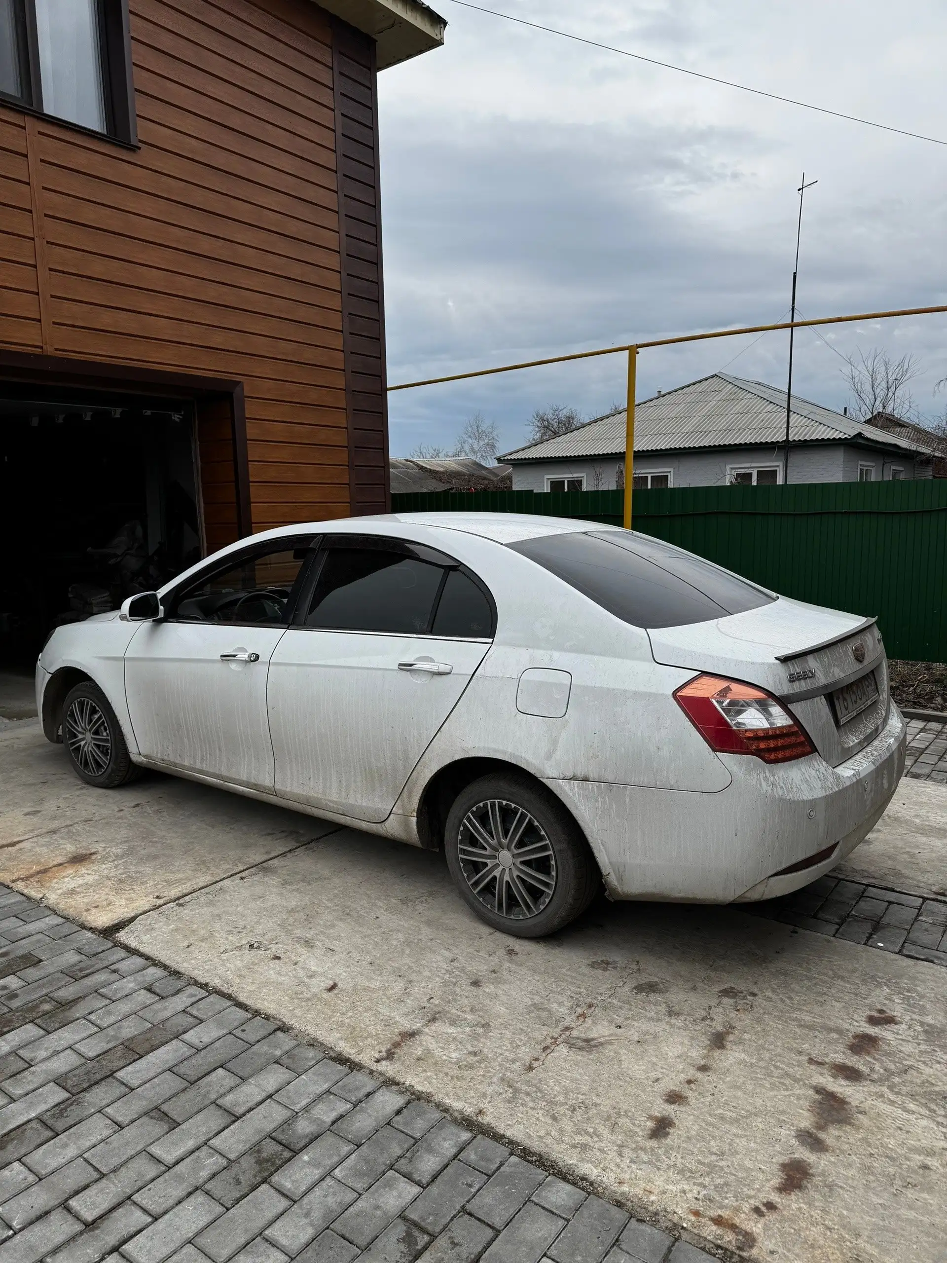 Продажа автомобиля Geely Emgrand EC7 2014 года - Легковые автомобили (Авто) в Омск