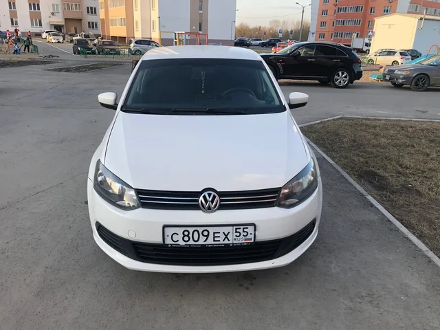 Автомобиль 2012 года выпуска с нормальным состоянием - Авто в Омск