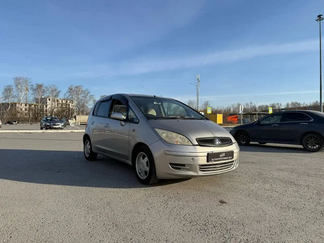 Mitsubishi Colt 2003 года - Авто в Омск