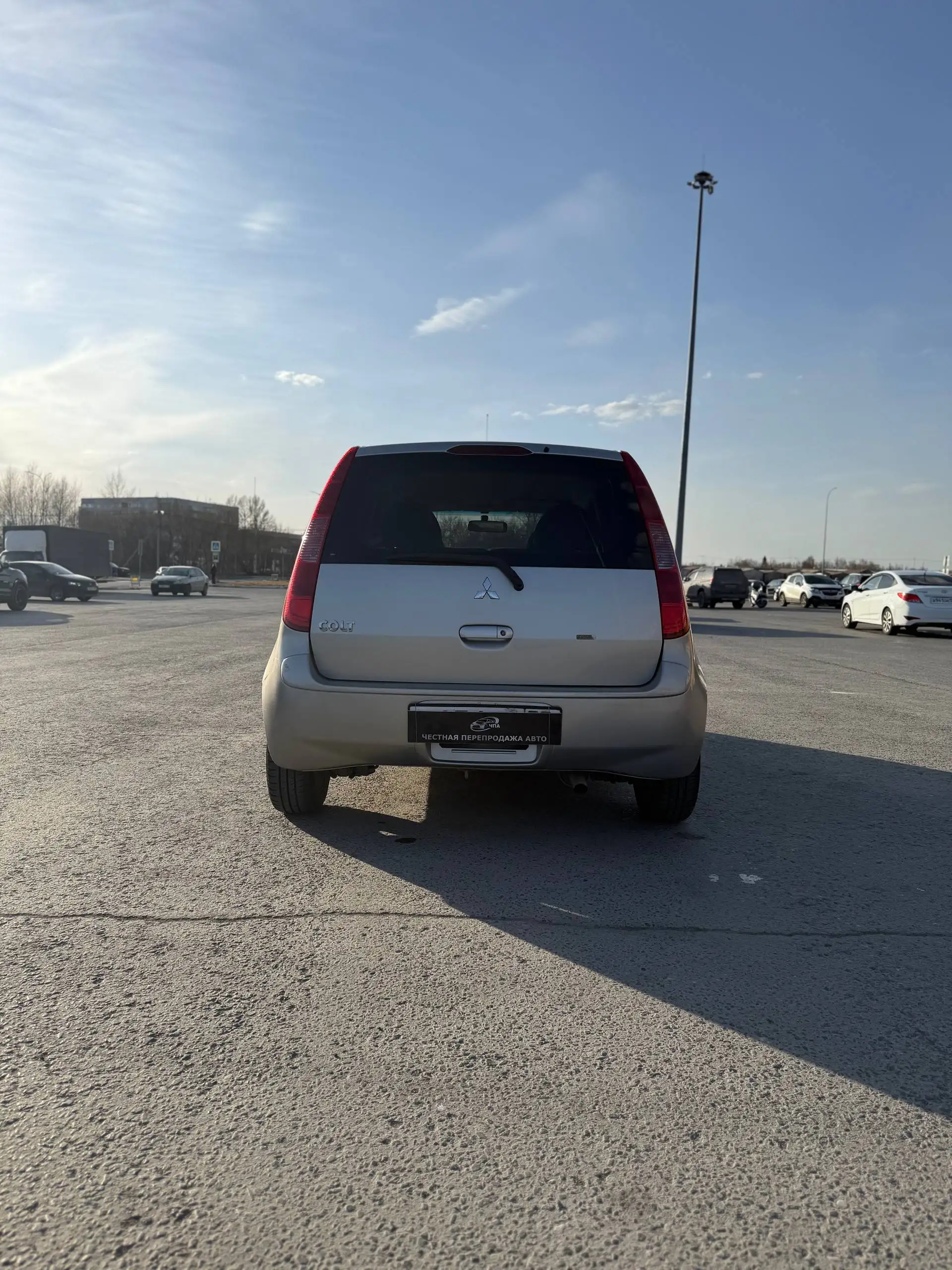 Mitsubishi Colt 2003 года - Легковые автомобили (Авто) в Омск