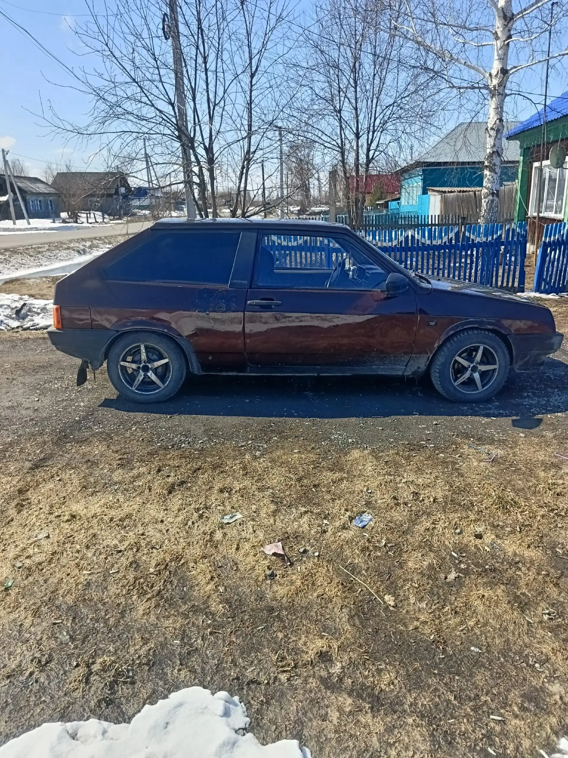 Продам ВАЗ 2108 с аудиосистемой и тюнингом - Авто в Омск