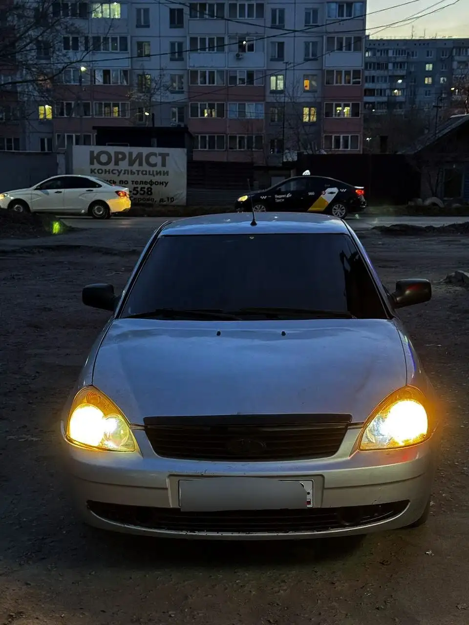 Продажа двух автомобилей ВАЗ 2107 и Приора в Омске - Легковые автомобили (Авто) в Омск