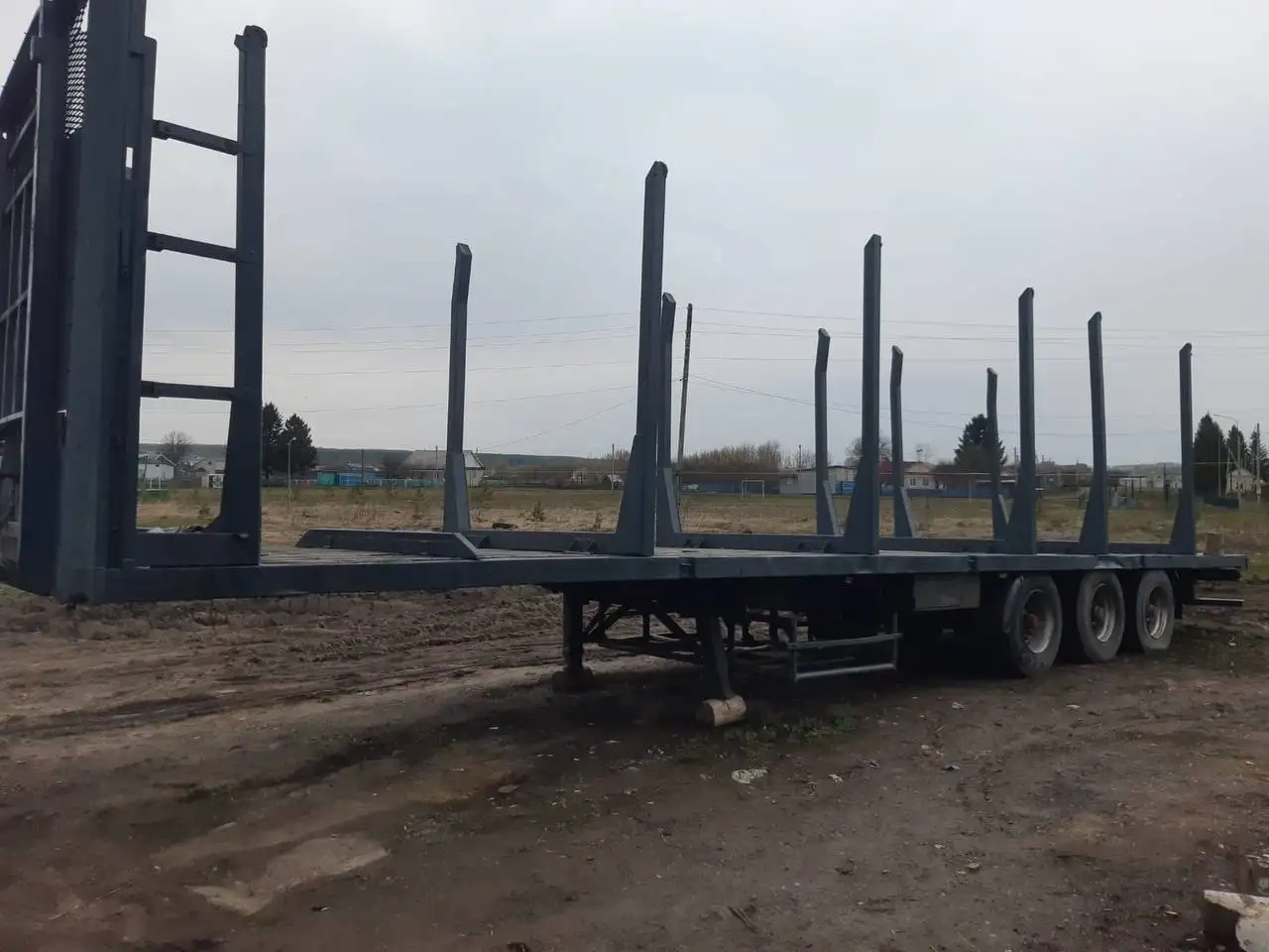 Продажа тягача Фред-Лайн 2004 года с прицепом - Грузовики и спецтехника (Авто) в Омск