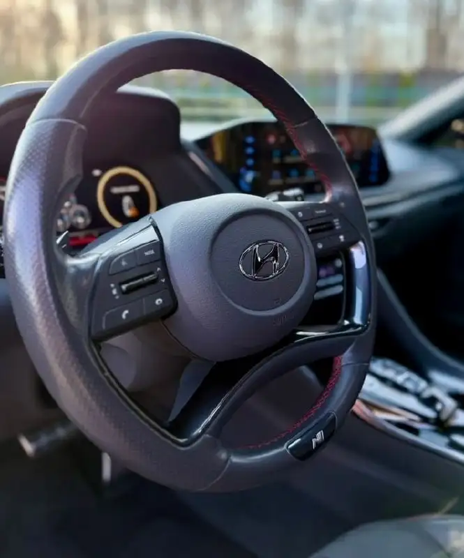 Продам Hyundai Sonata 2021 - Легковые автомобили (Авто) в Омск