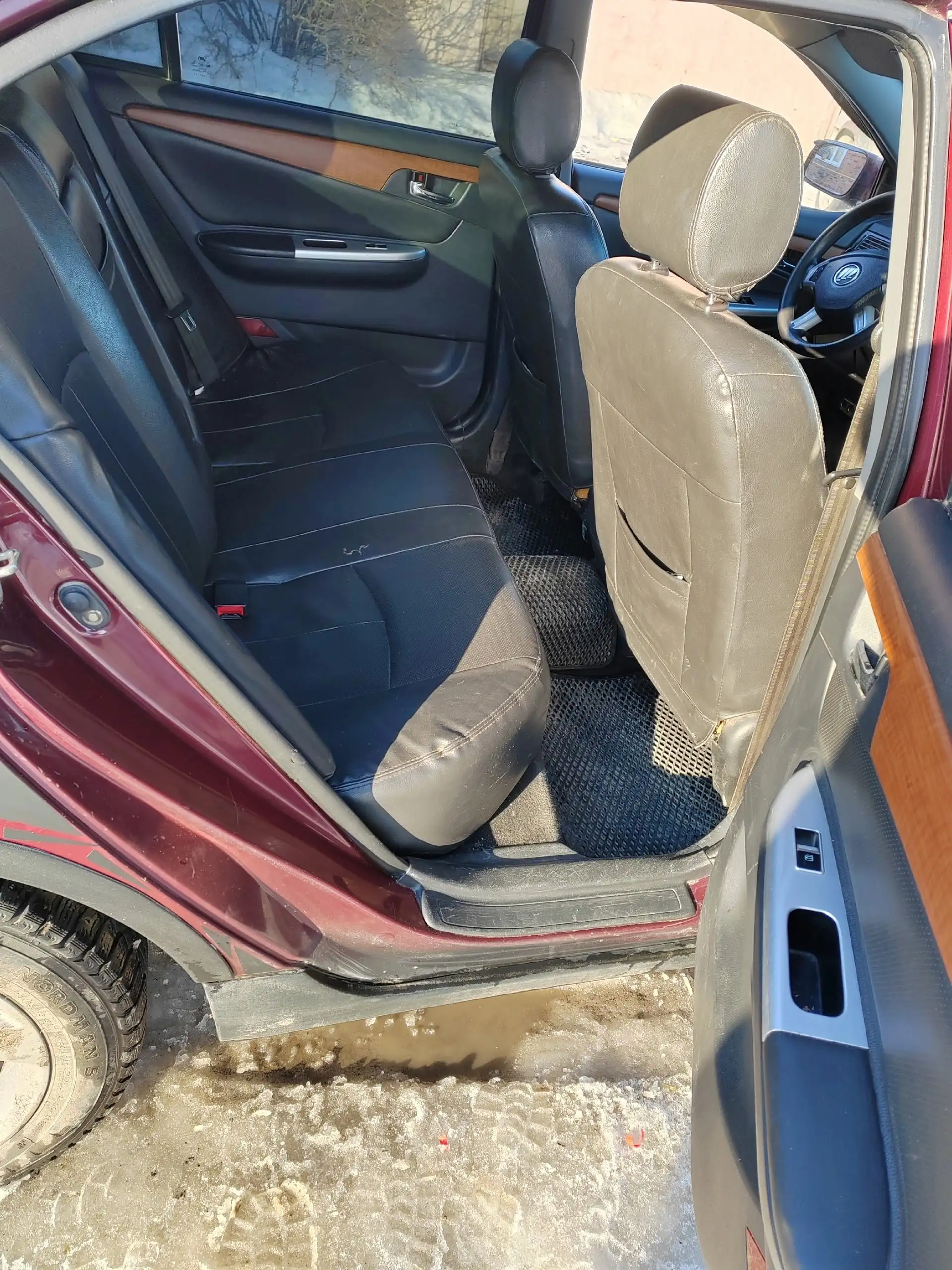 Продажа Лифан Солано 2012 года - Легковые автомобили (Авто) в Омск