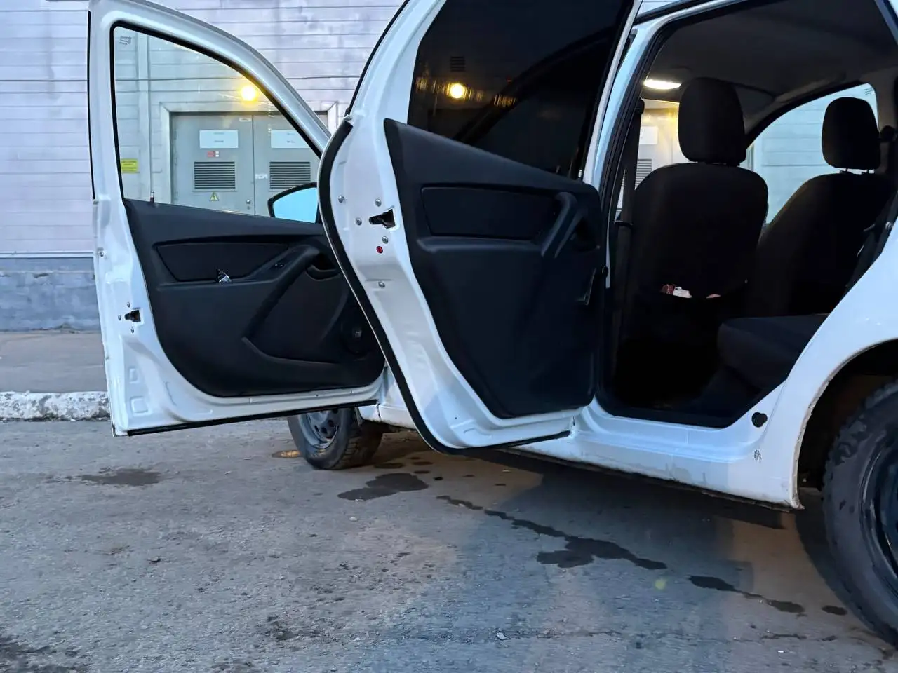 Продажа Лада Гранта 2017 года - Легковые автомобили (Авто) в Омск