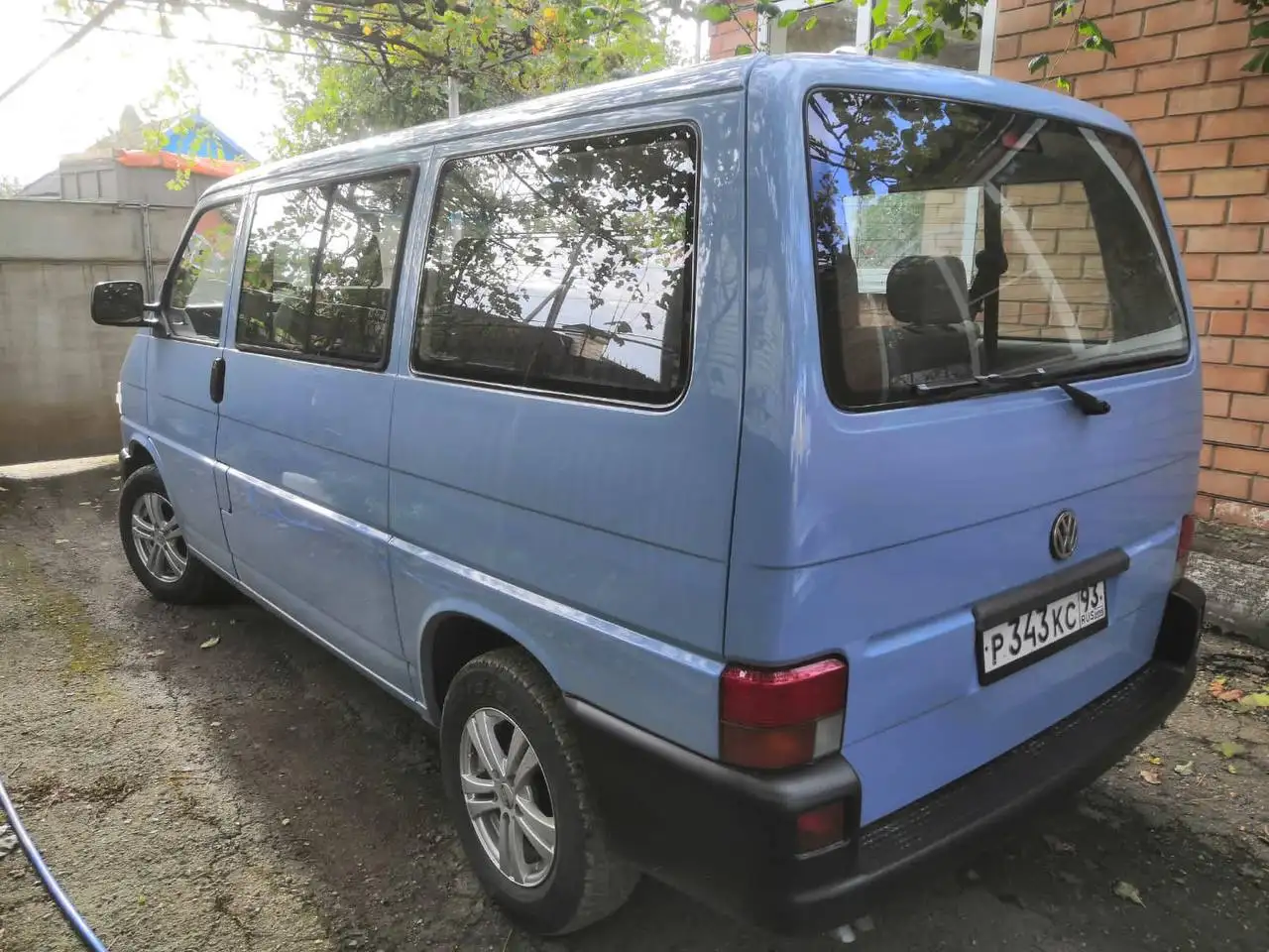 Volkswagen Transporter 2001 - Микроавтобусы (Авто) в Омск