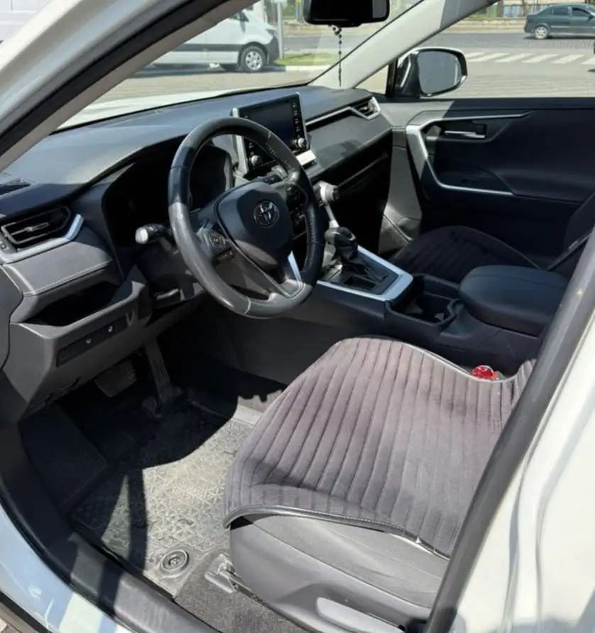 Toyota RAV4 2019 - Легковые автомобили (Авто) в Омск