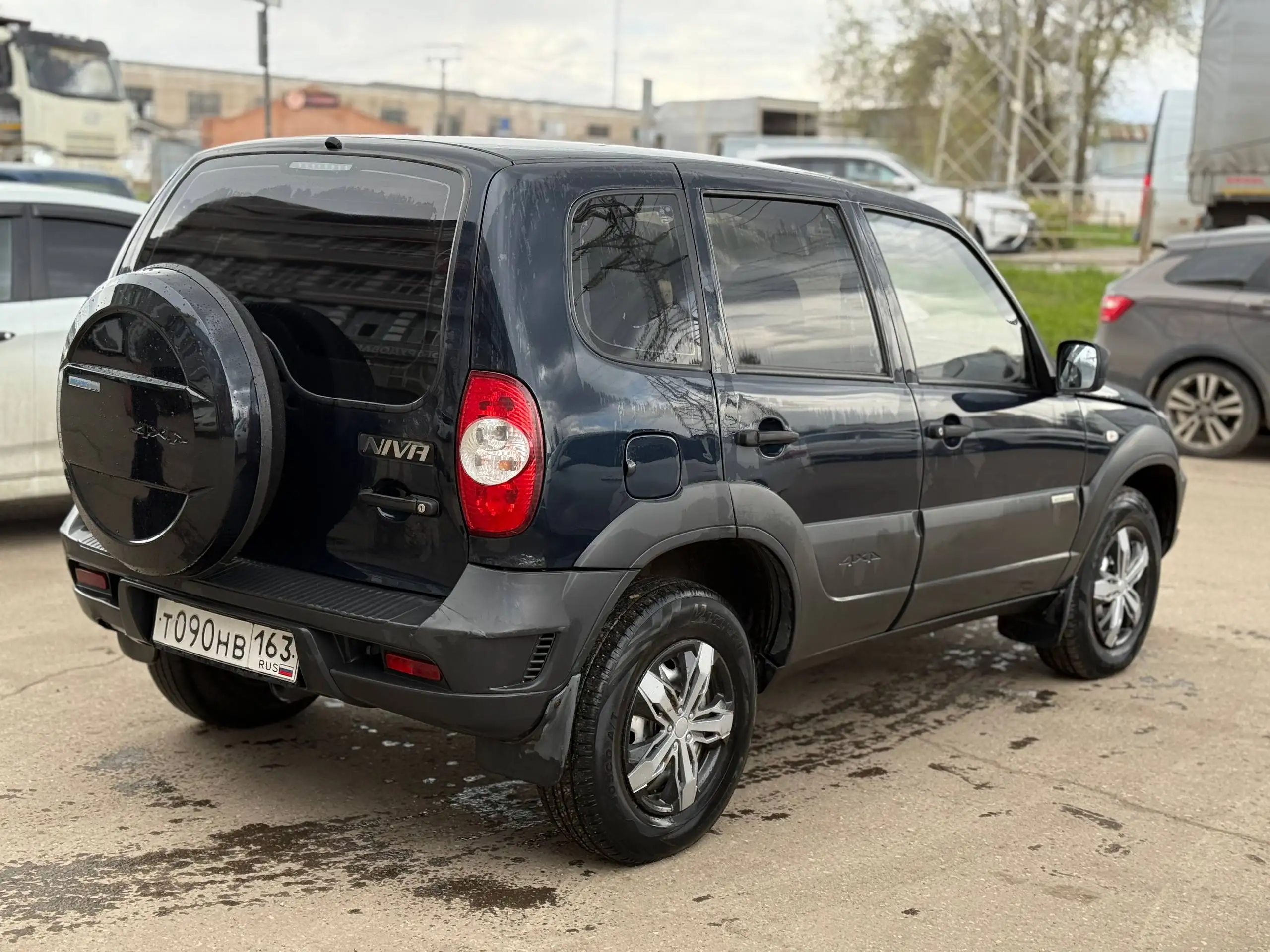 Шеви Нива 2013 - Внедорожники (Авто) в Самара