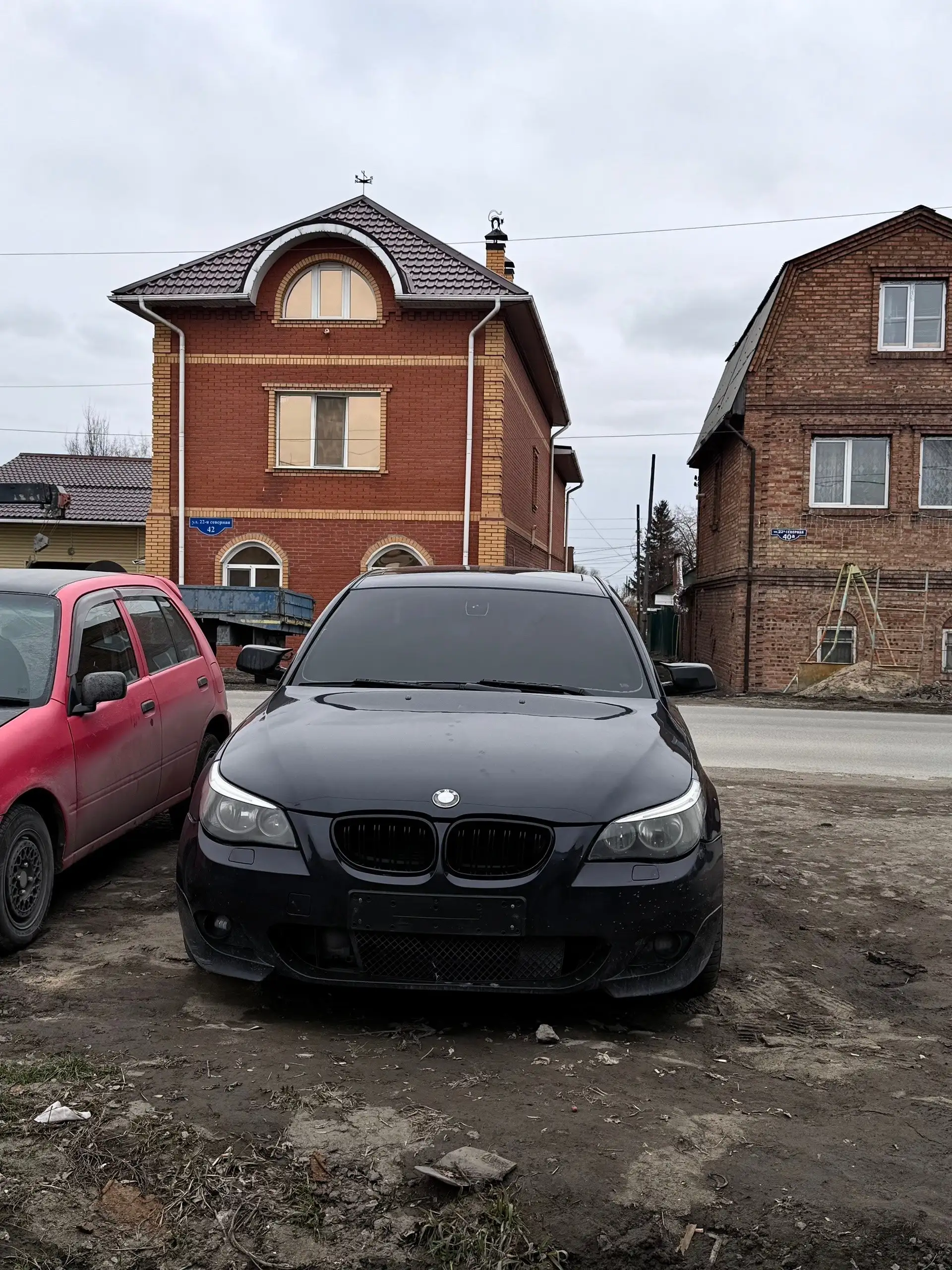 BMW E60 2003 - Автомобили с пробегом (Авто) в Омск