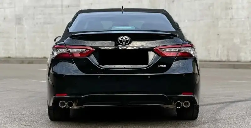 Toyota Camry 2021 в отличном состоянии - Легковые автомобили (Авто) в Омск