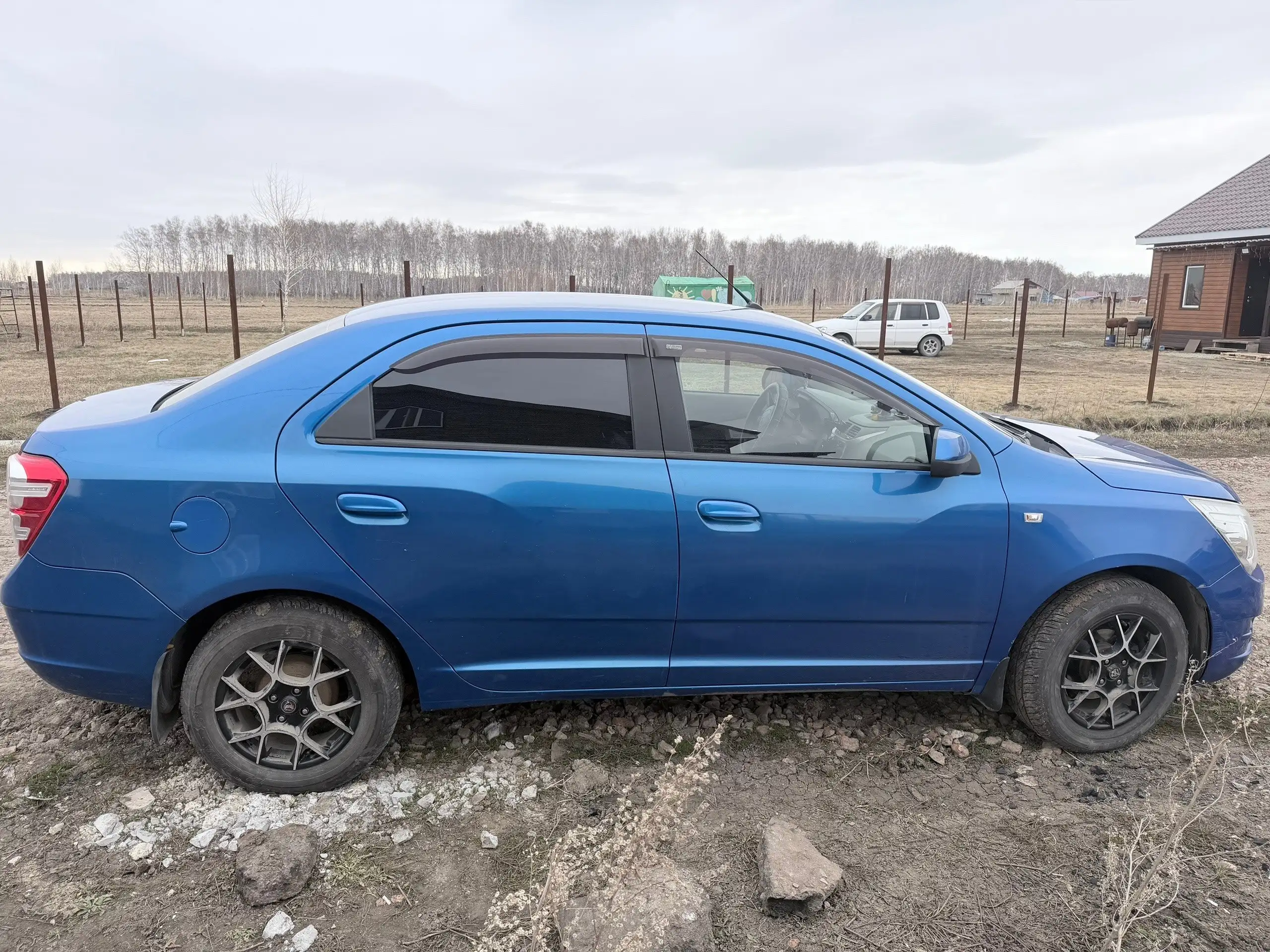 Продам Mazda III в максимальной комплектации, 2014 - Легковые автомобили (Авто) в Омск