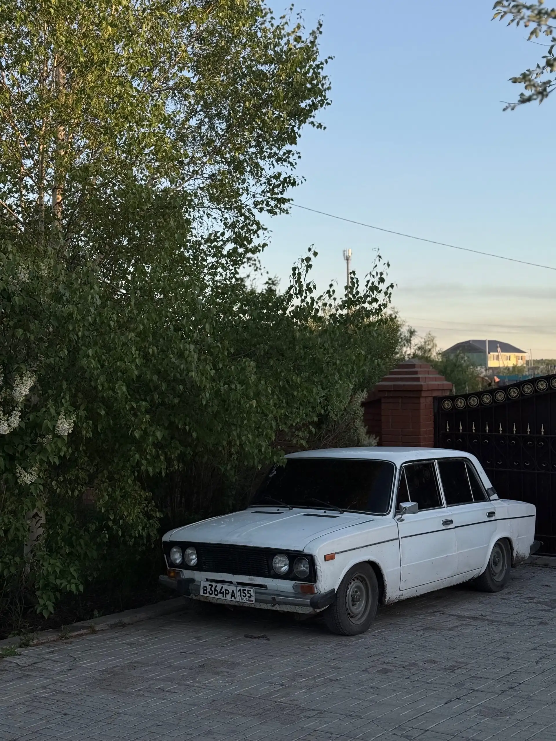 Автомобиль 1999 года - Авто в Омск