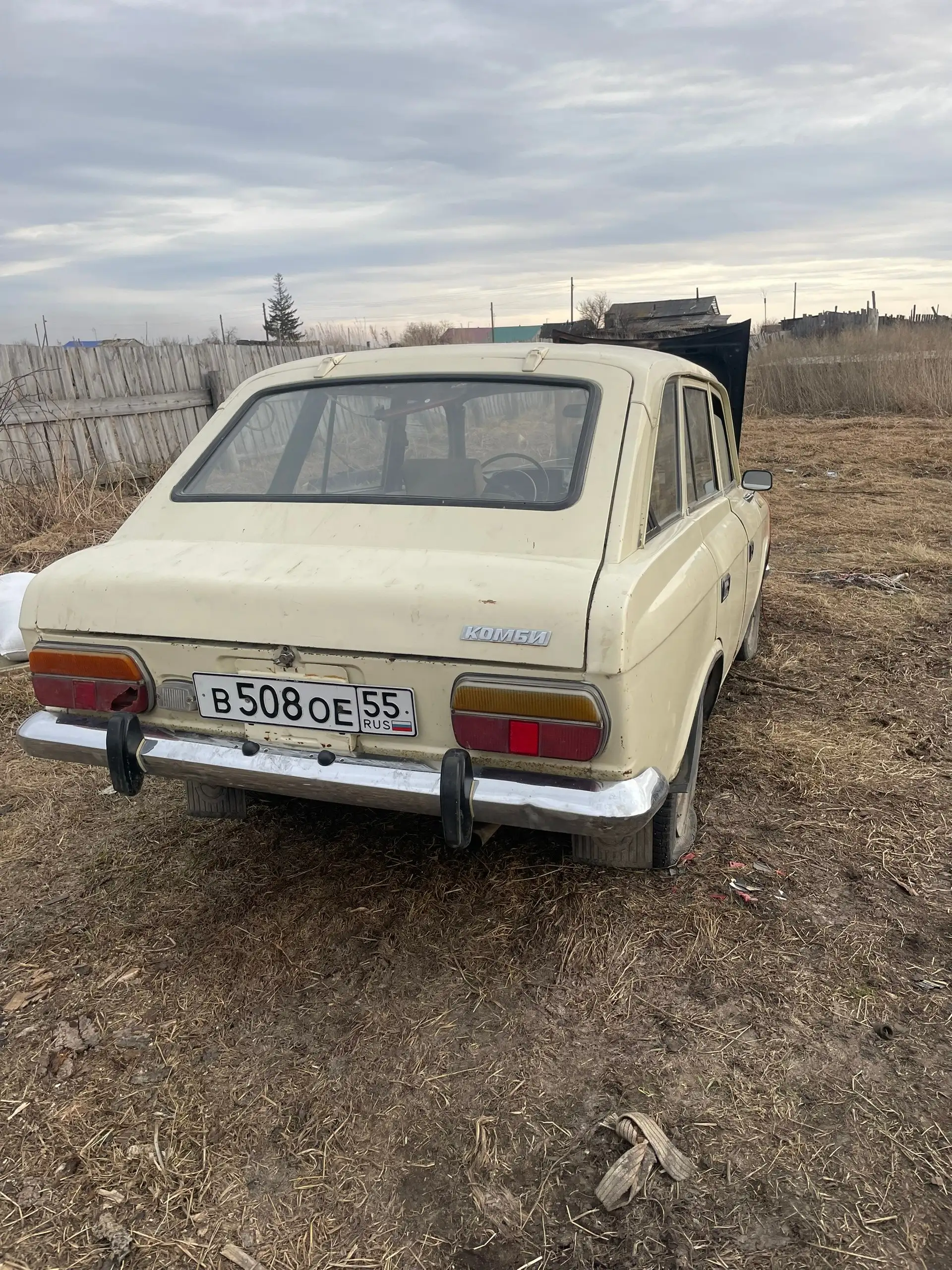 Продажа Иж Комби и Ваз 2115 - Авто в Омск