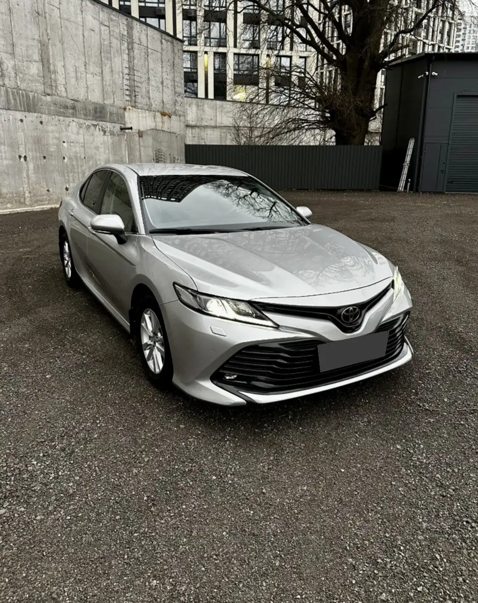 Toyota Camry 2018: Продажа - Легковые автомобили (Авто) в Омск