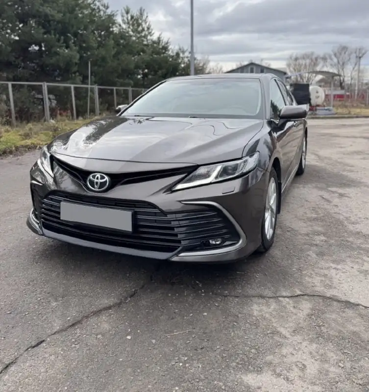 Toyota Camry 2021 - Авто в Омск