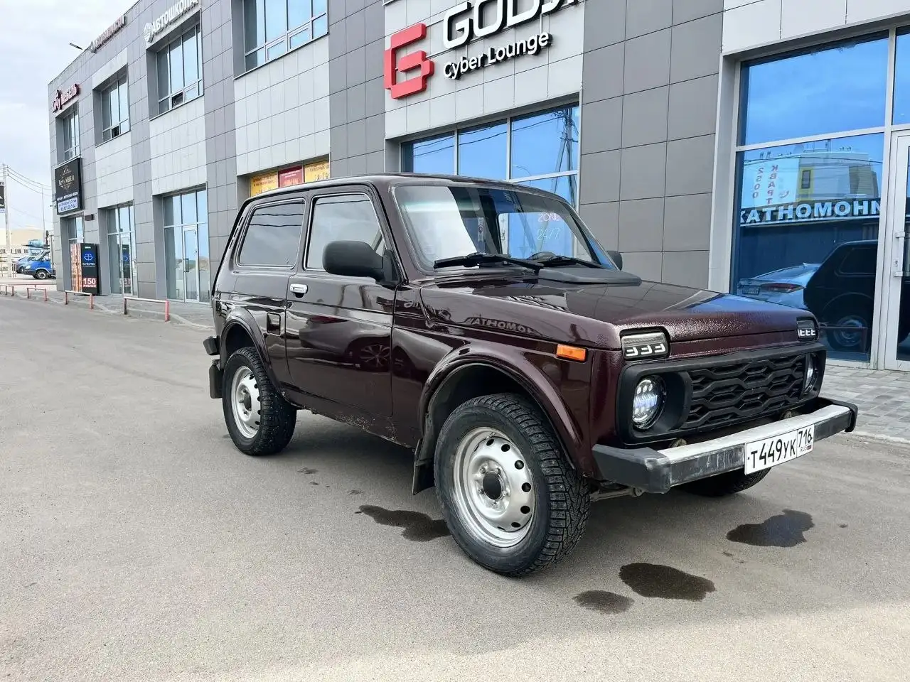 Живая Нива с оригинальным пробегом 79000 км - Легковые автомобили (Авто) в Казань