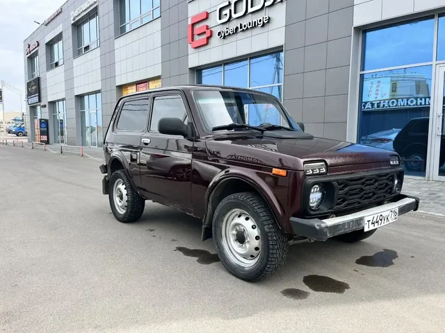Живая Нива с оригинальным пробегом 79000 км - Chevrolet Cobalt в Казань