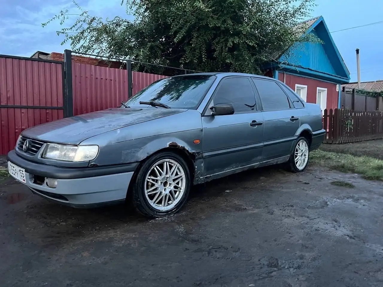 Обмен Фольксваген Пассат Б4 1994 на мотоцикл - Легковые автомобили (Авто) в Омск