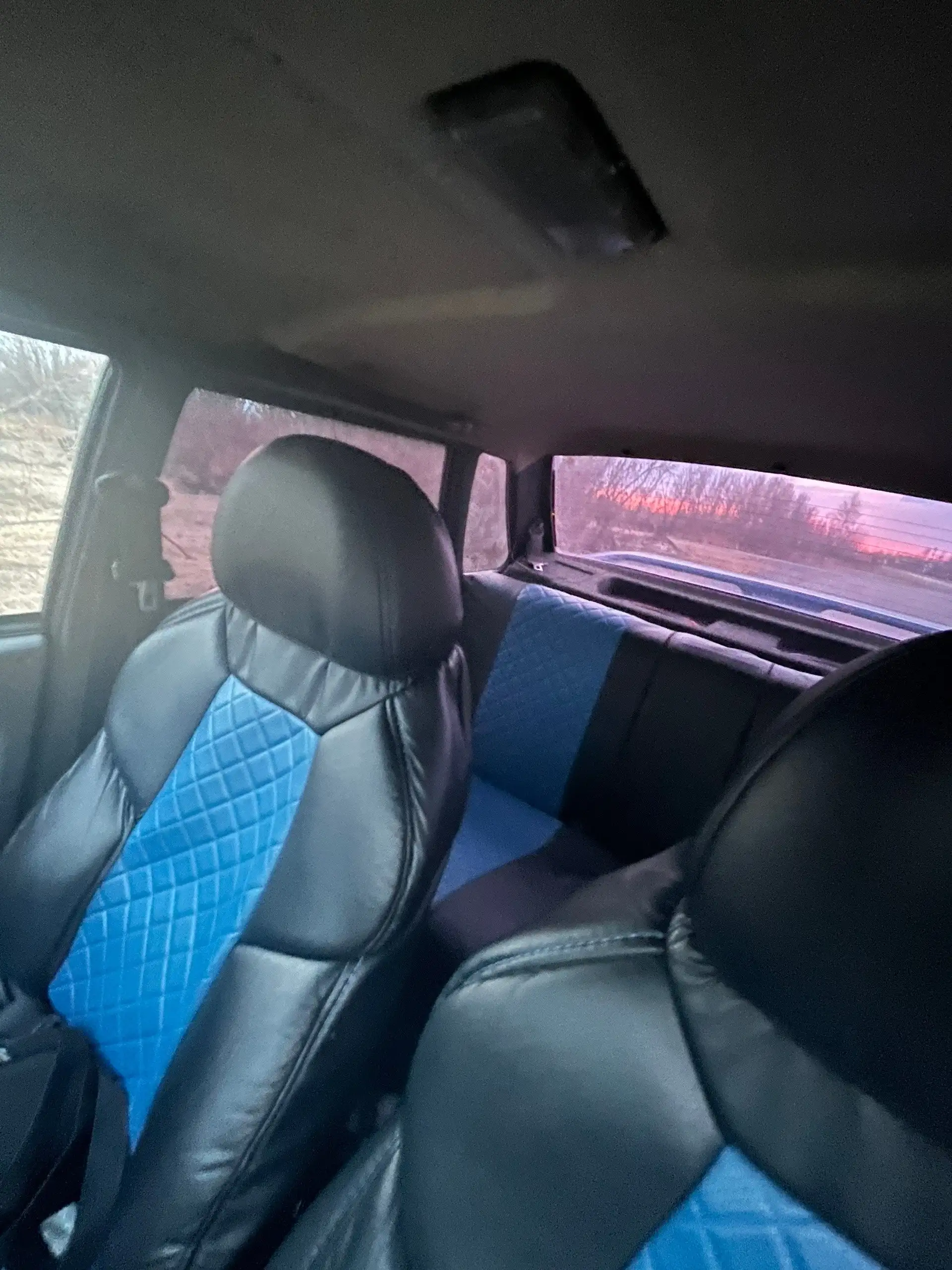 Автомобиль 2003 года - Авто в Омск