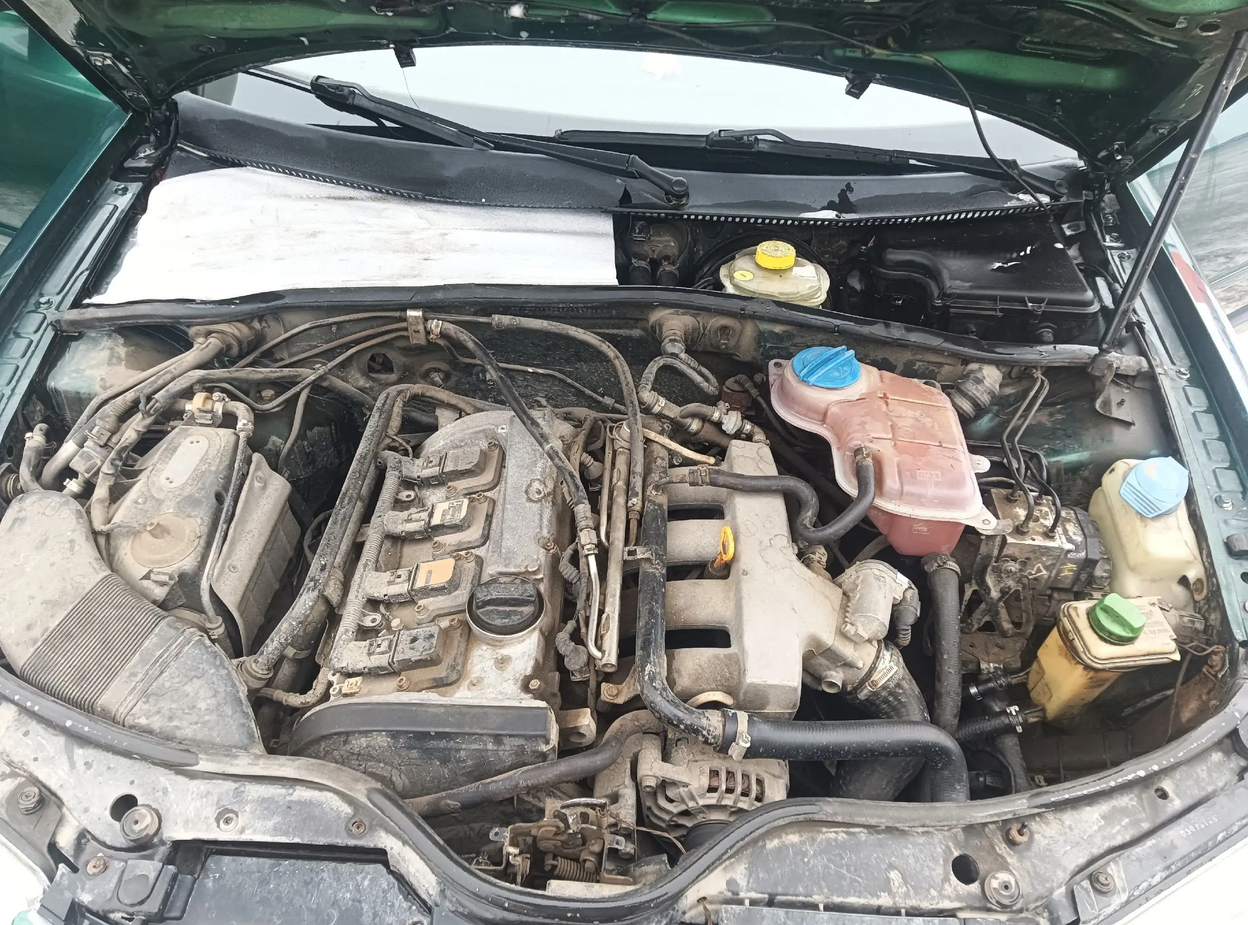 Volkswagen Passat B5 1.8 Turbo 2000 - Volkswagen Passat (Авто) в Омск