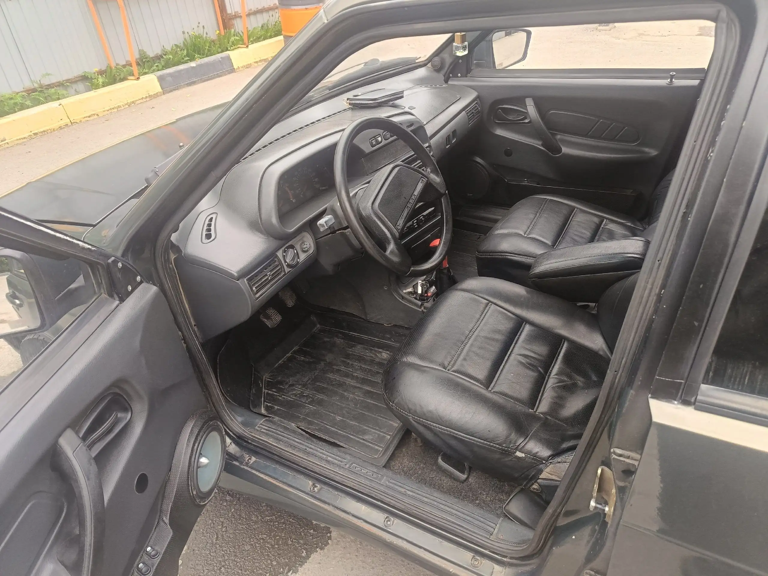 Продажа автомобиля 2004 года - Авто в Омск