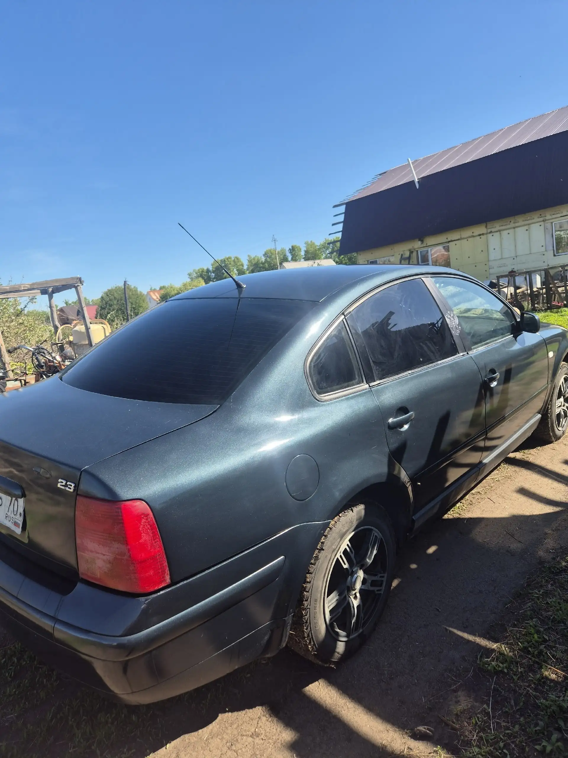 Volkswagen Passat B5 VR5 2.3 - Volkswagen Passat B5 (Авто) в Омск