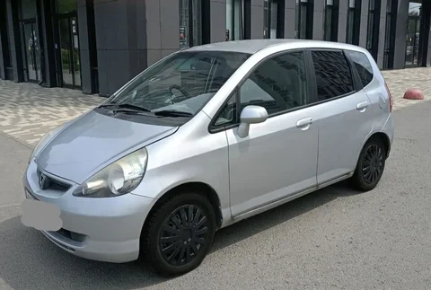 Хонда Фит 1.3 автомат - Легковые автомобили в Москва
