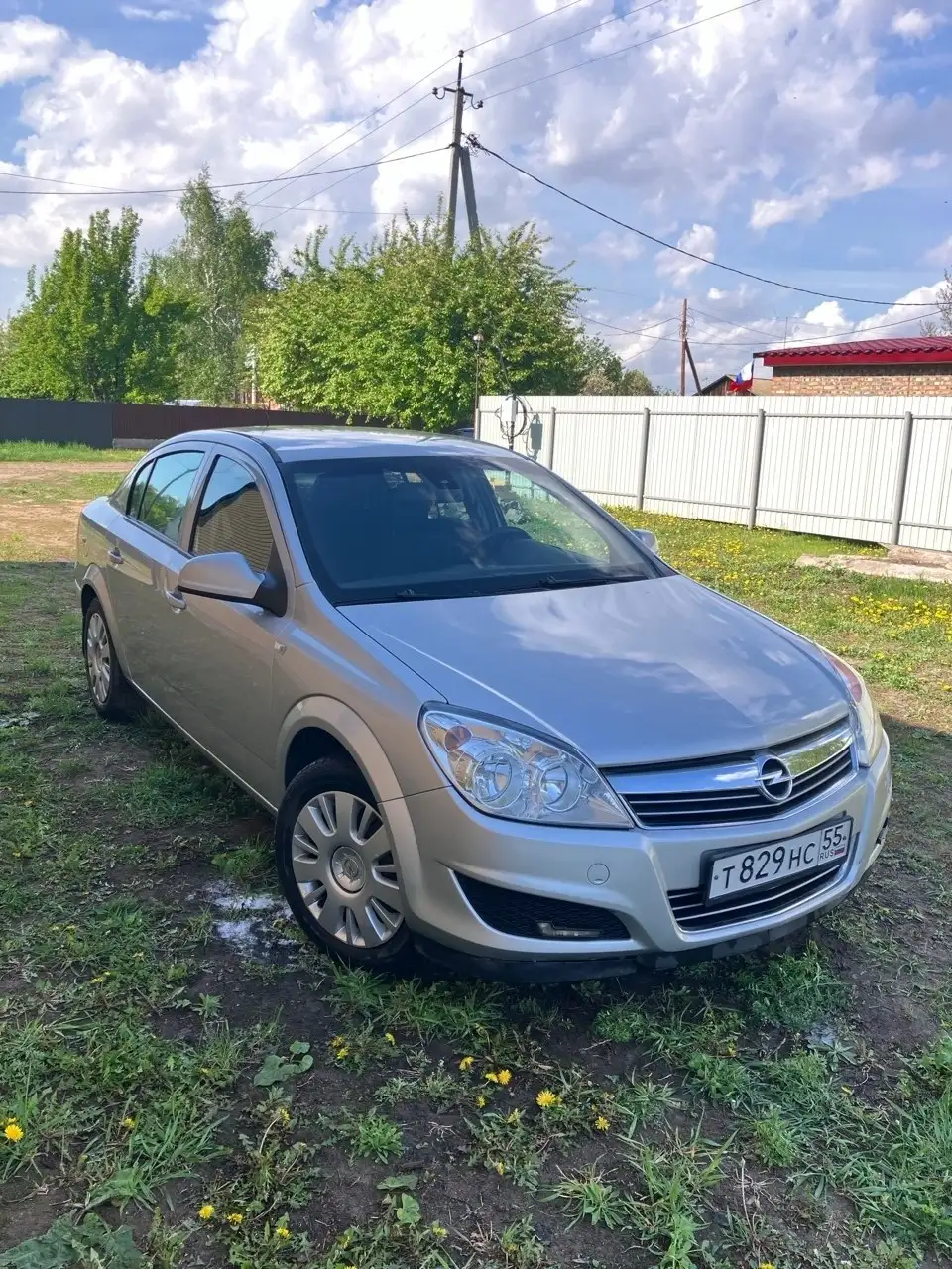 Opel Astra 2011 в отличном состоянии - Легковые автомобили (Авто) в Омск